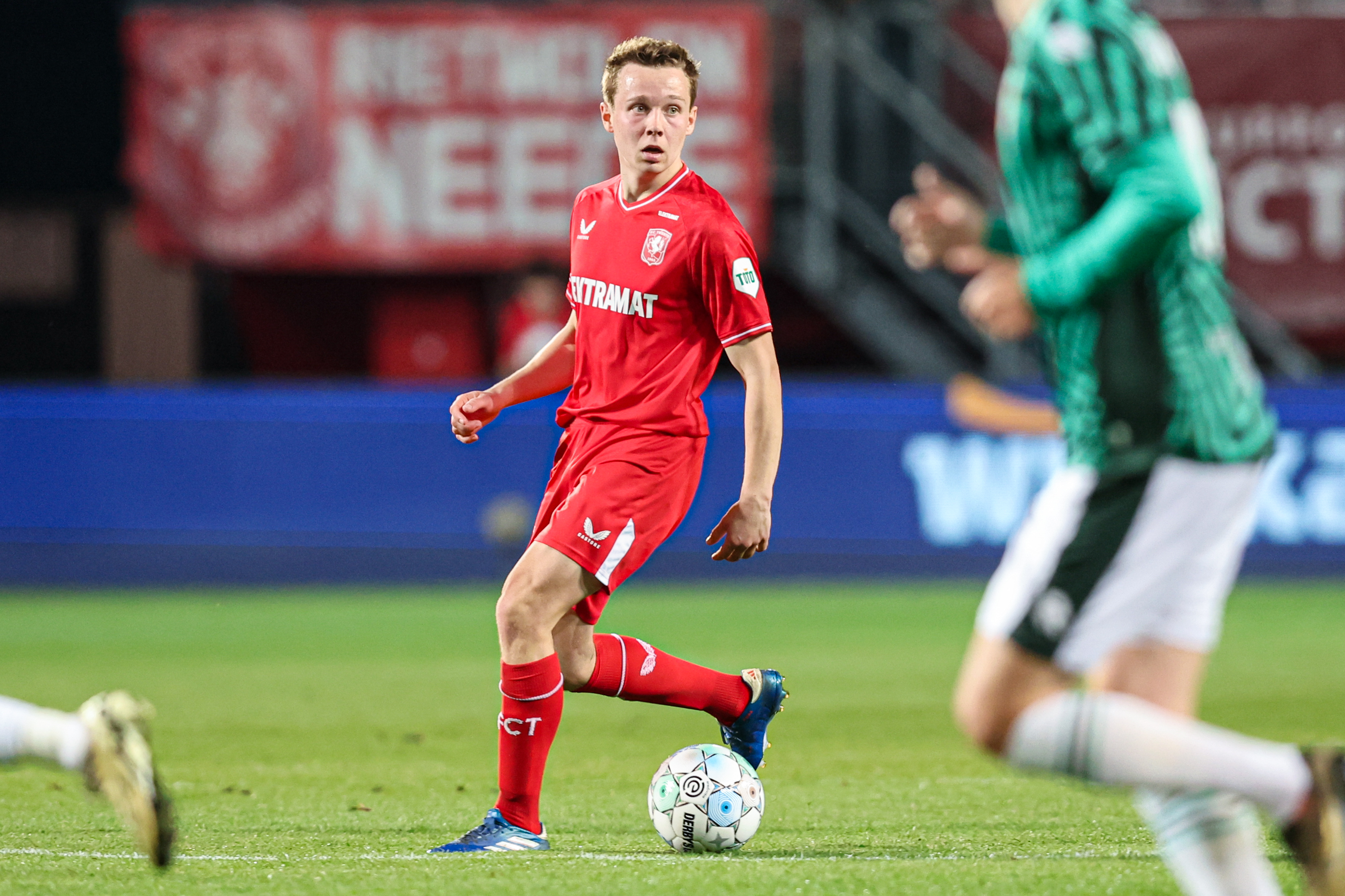 65887032 FC Twente