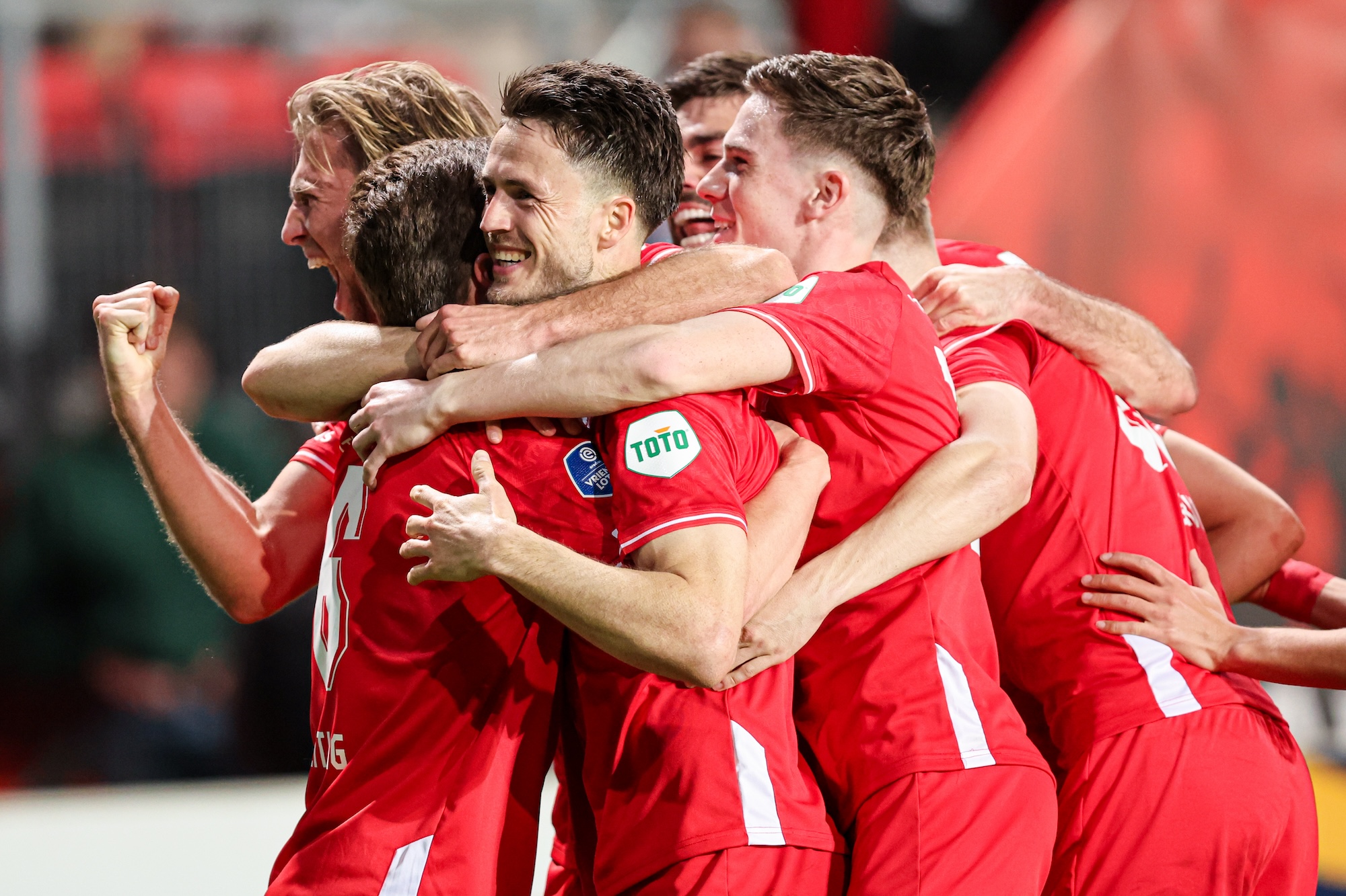 65889693 FC Twente v2