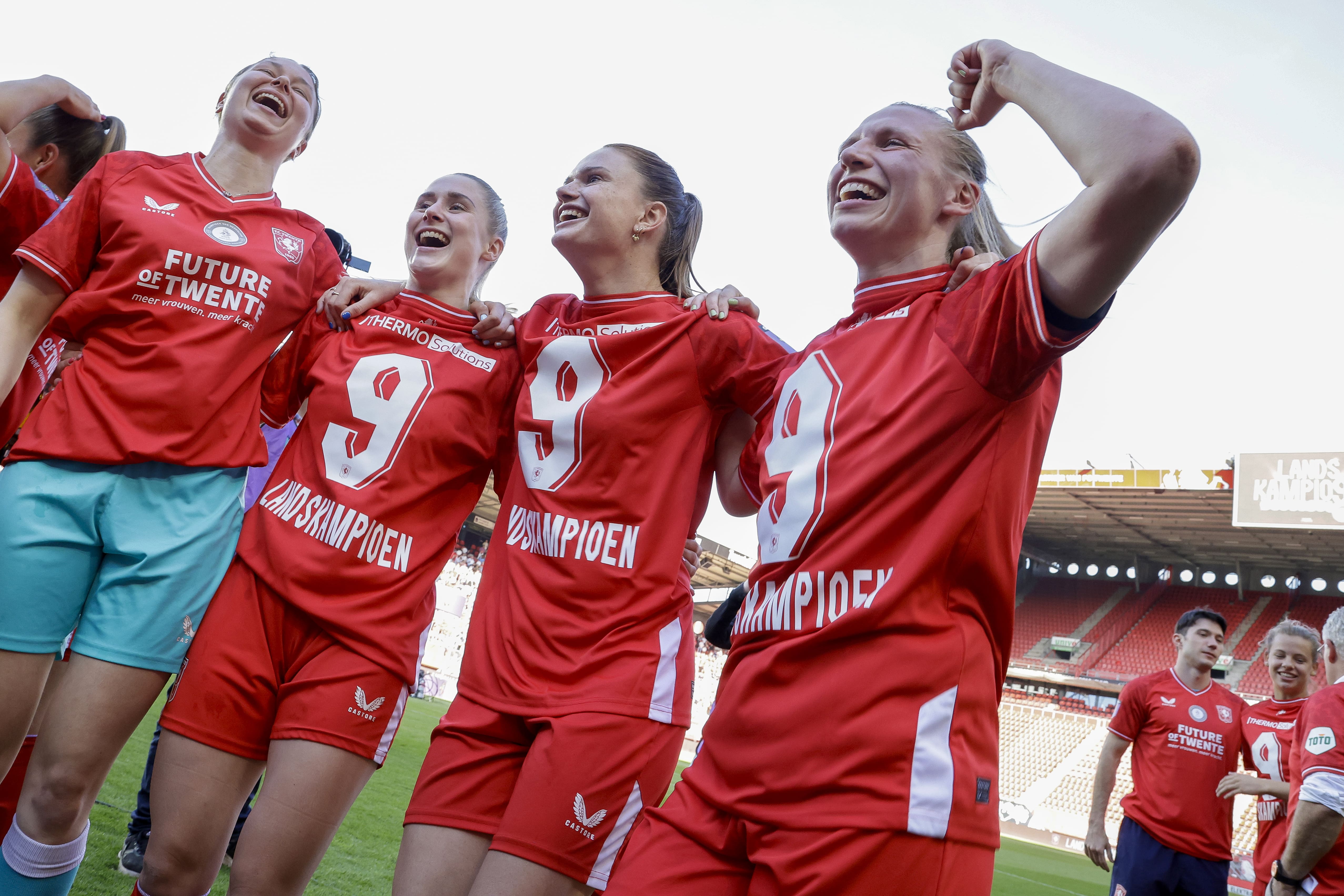 66854198 FC Twente min v2