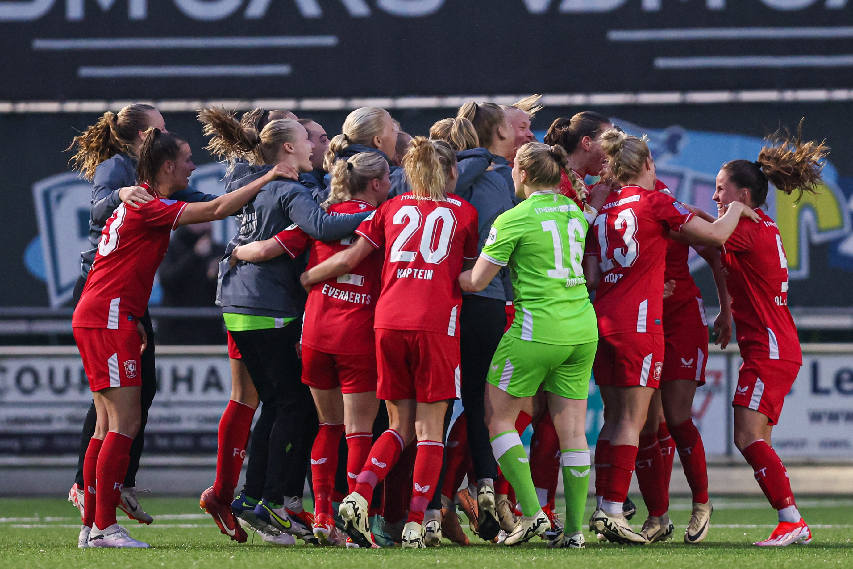 67302242 FC Twente