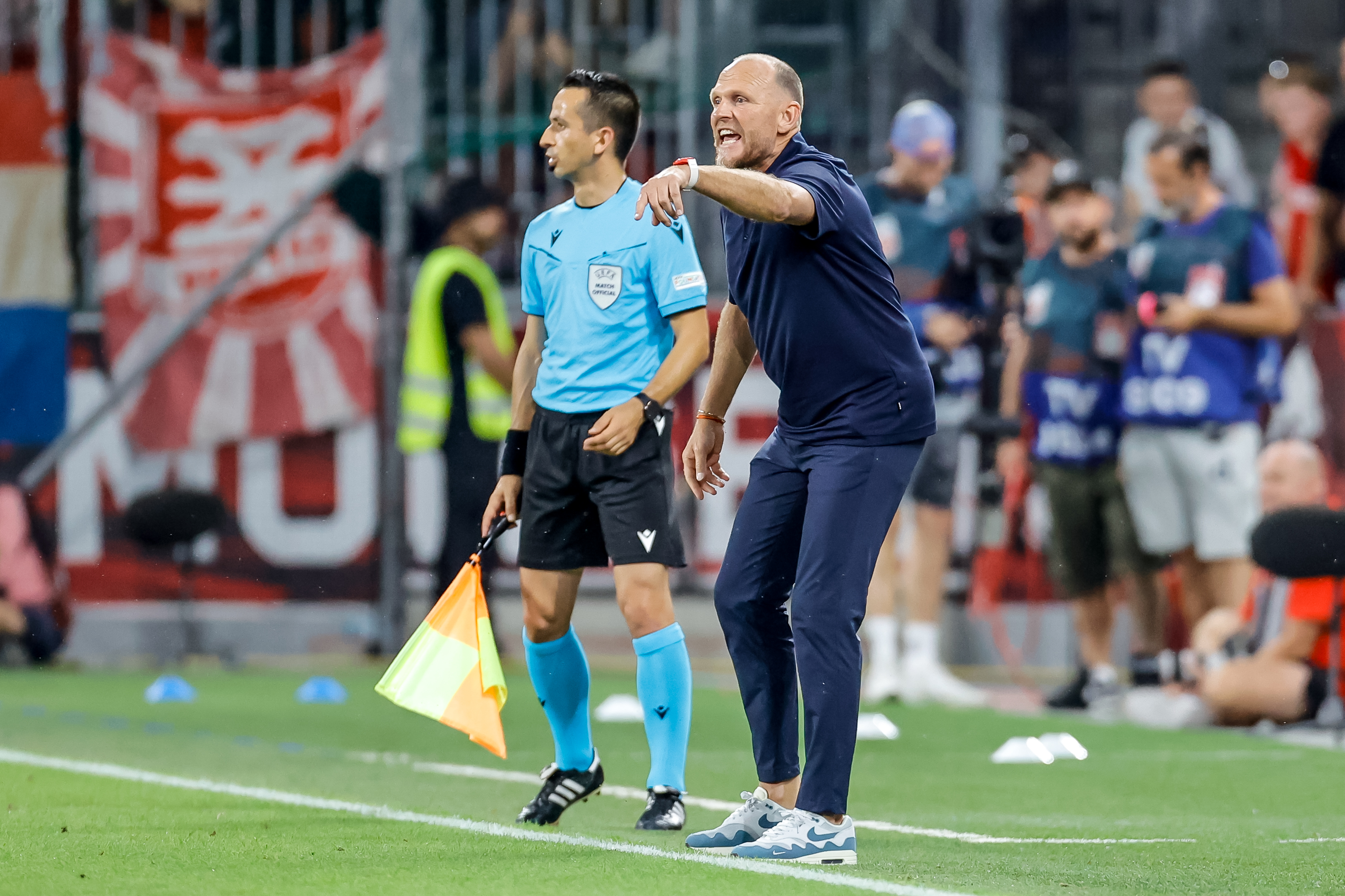69237627 FC Twente 1