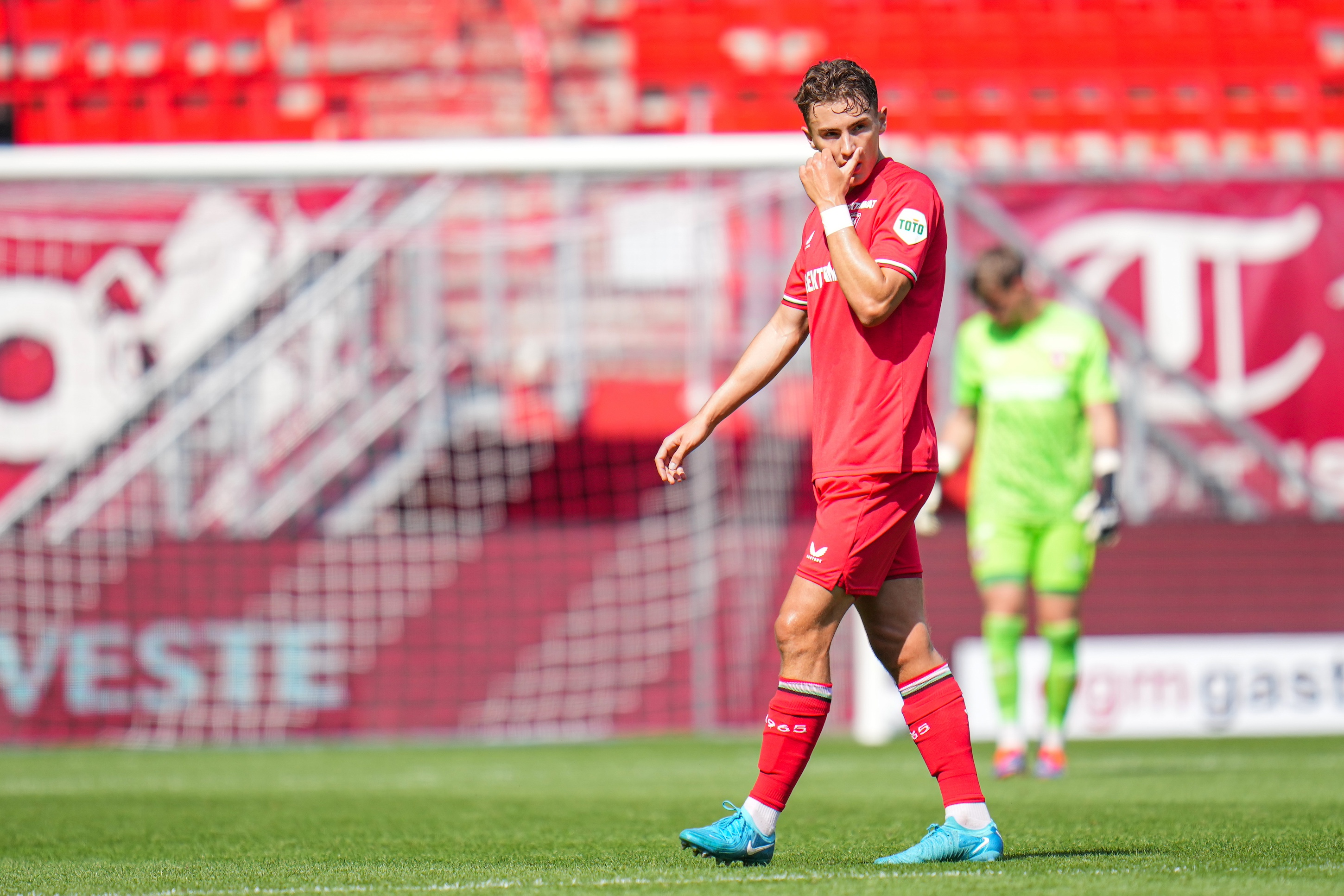 70063218 FC Twente