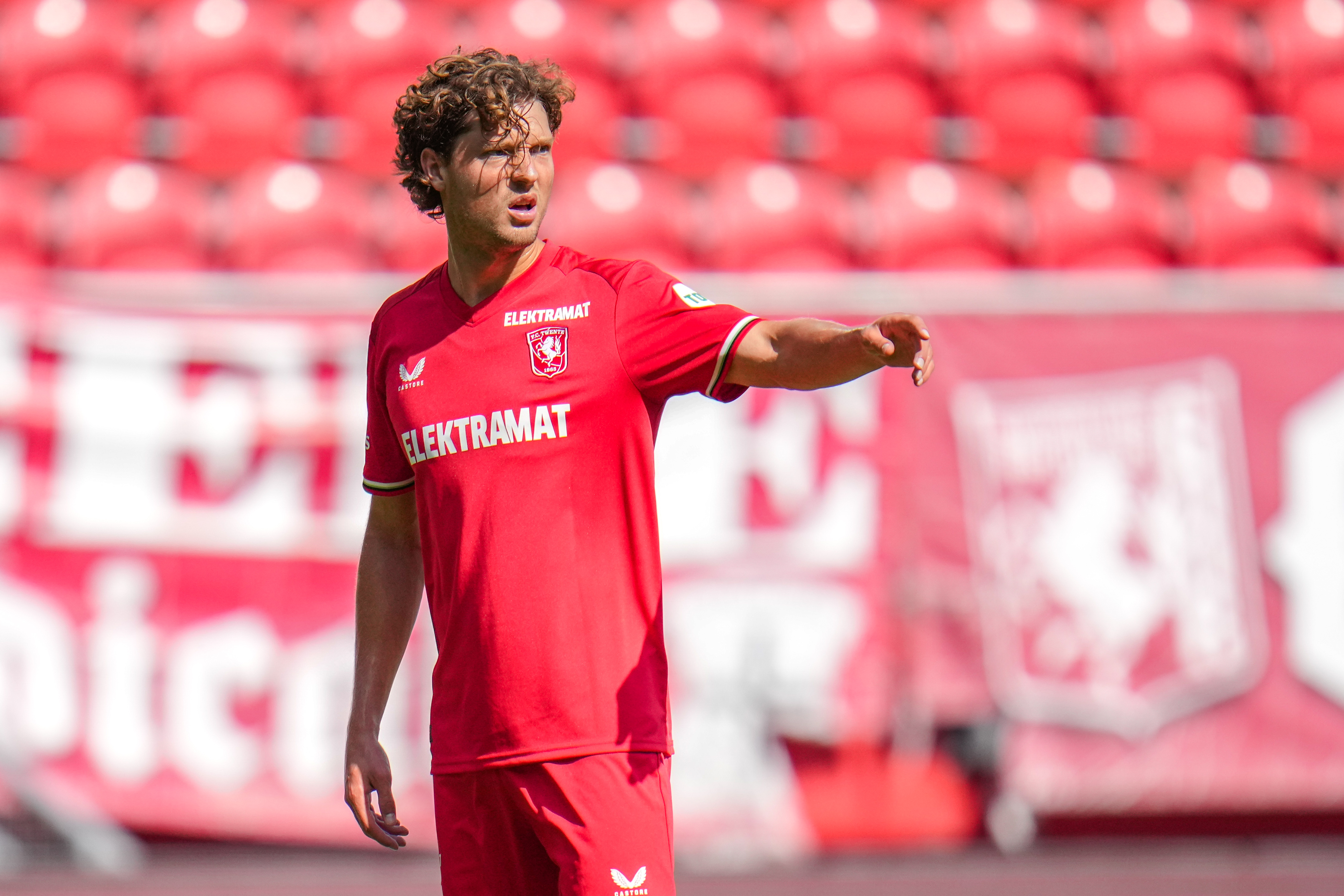 70065243 FC Twente v2