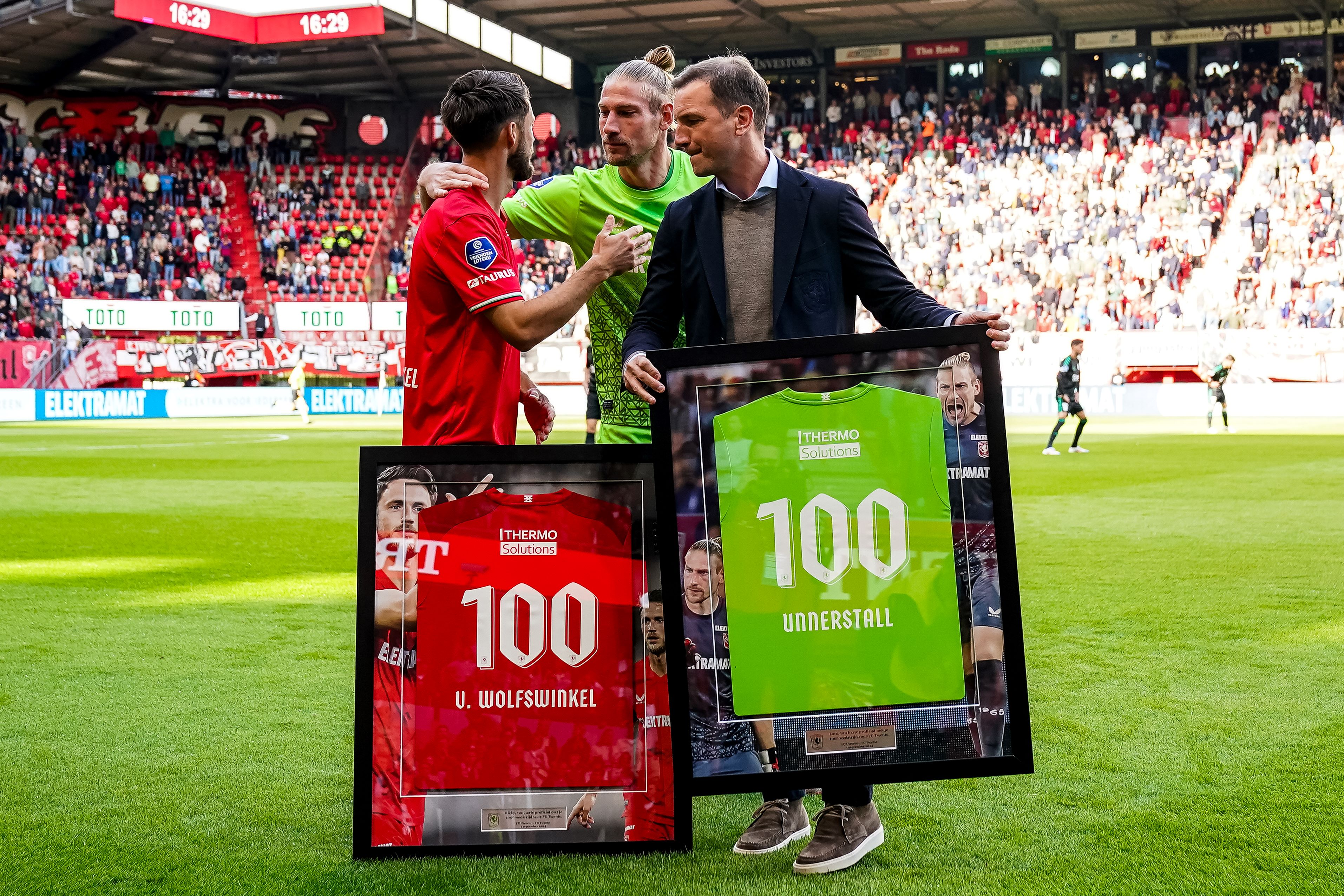 70299143 FC Twente
