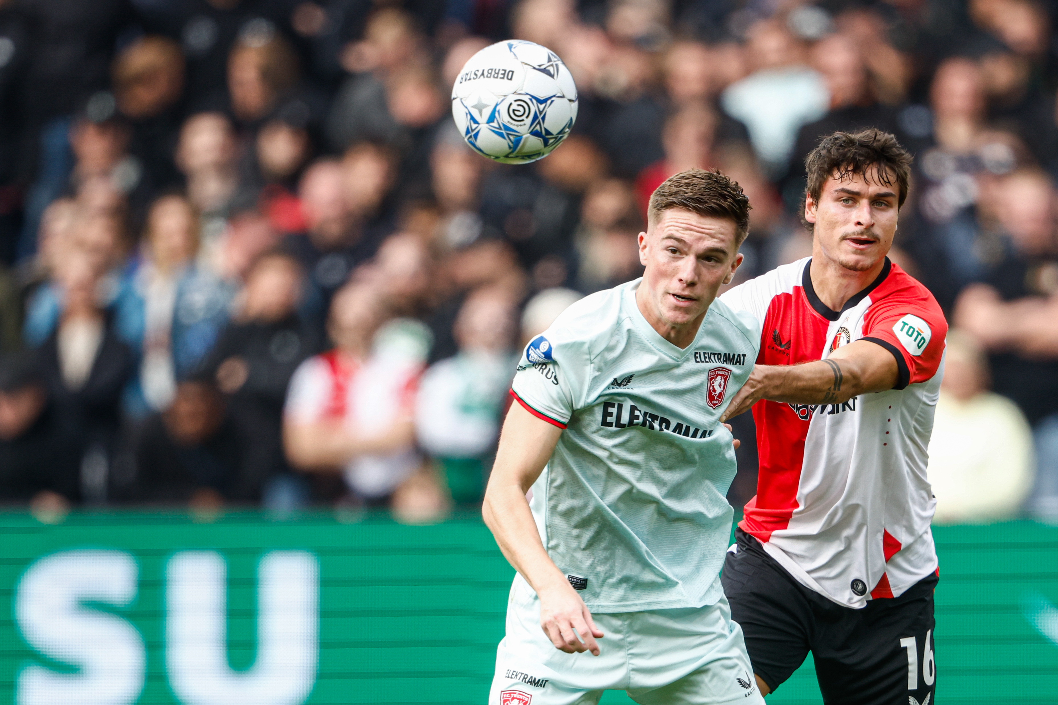 71012749 FC Twente