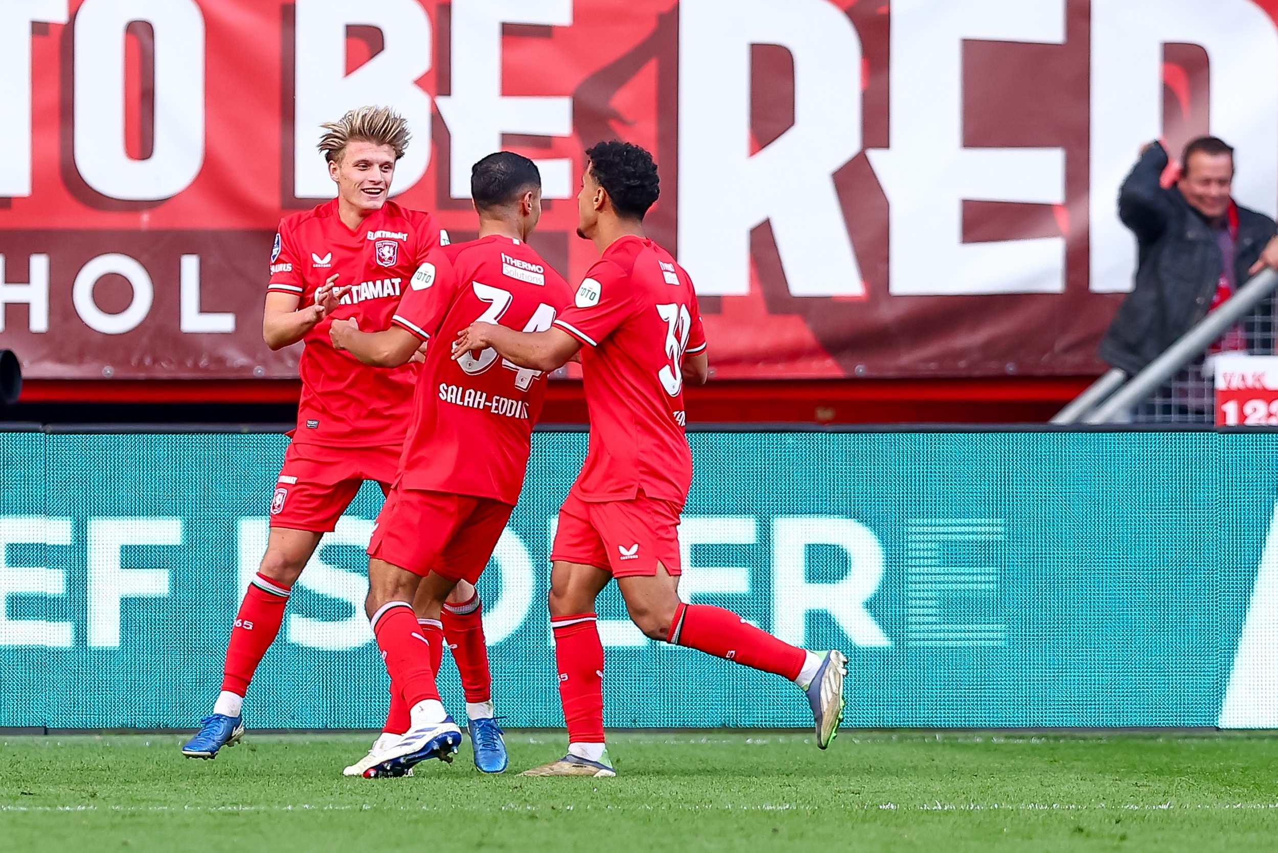 71602680 FC Twente