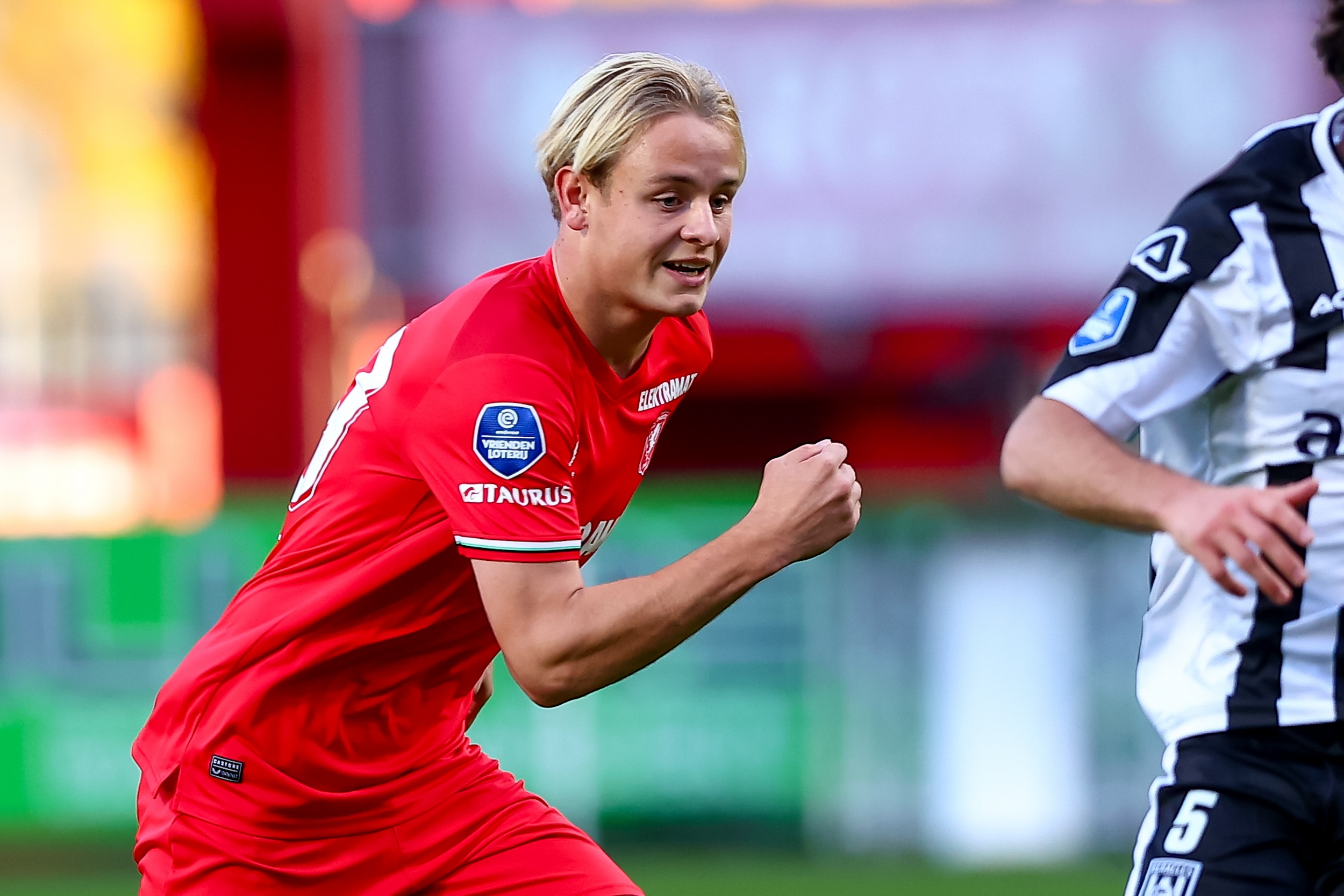 71604687 FC Twente