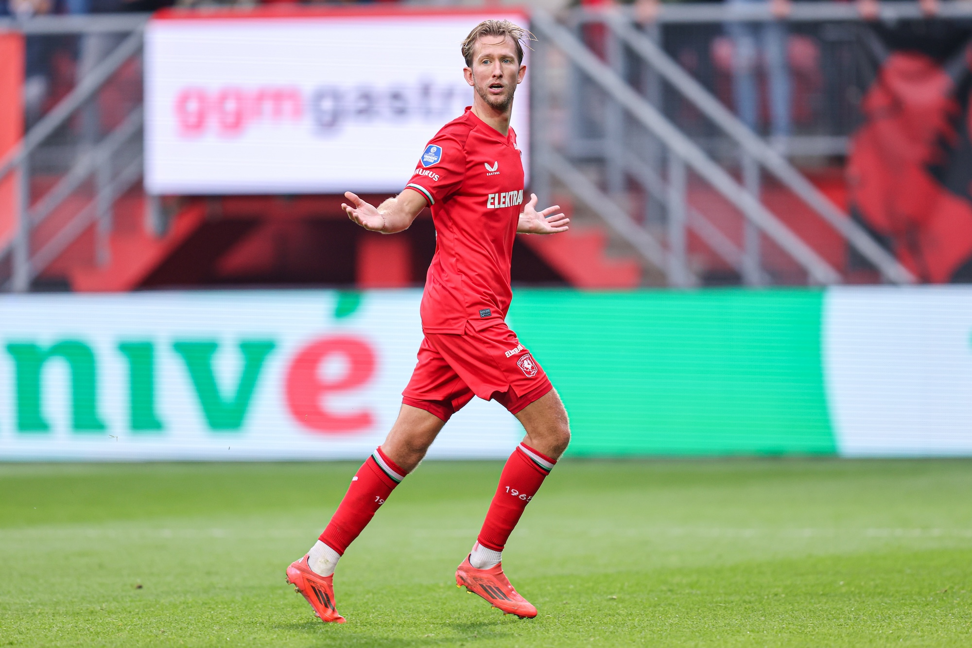 72020740 FC Twente