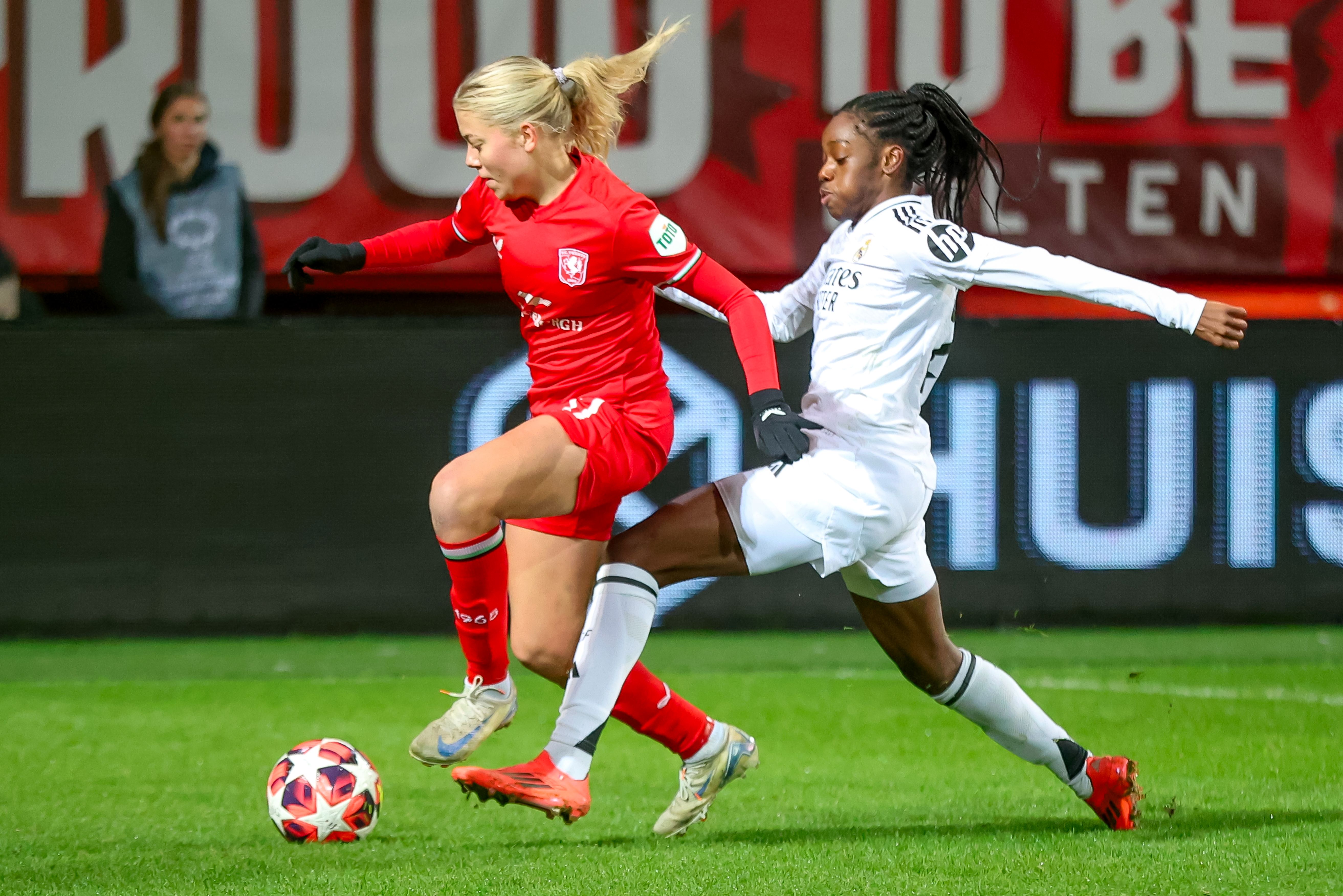 72243303 FC Twente