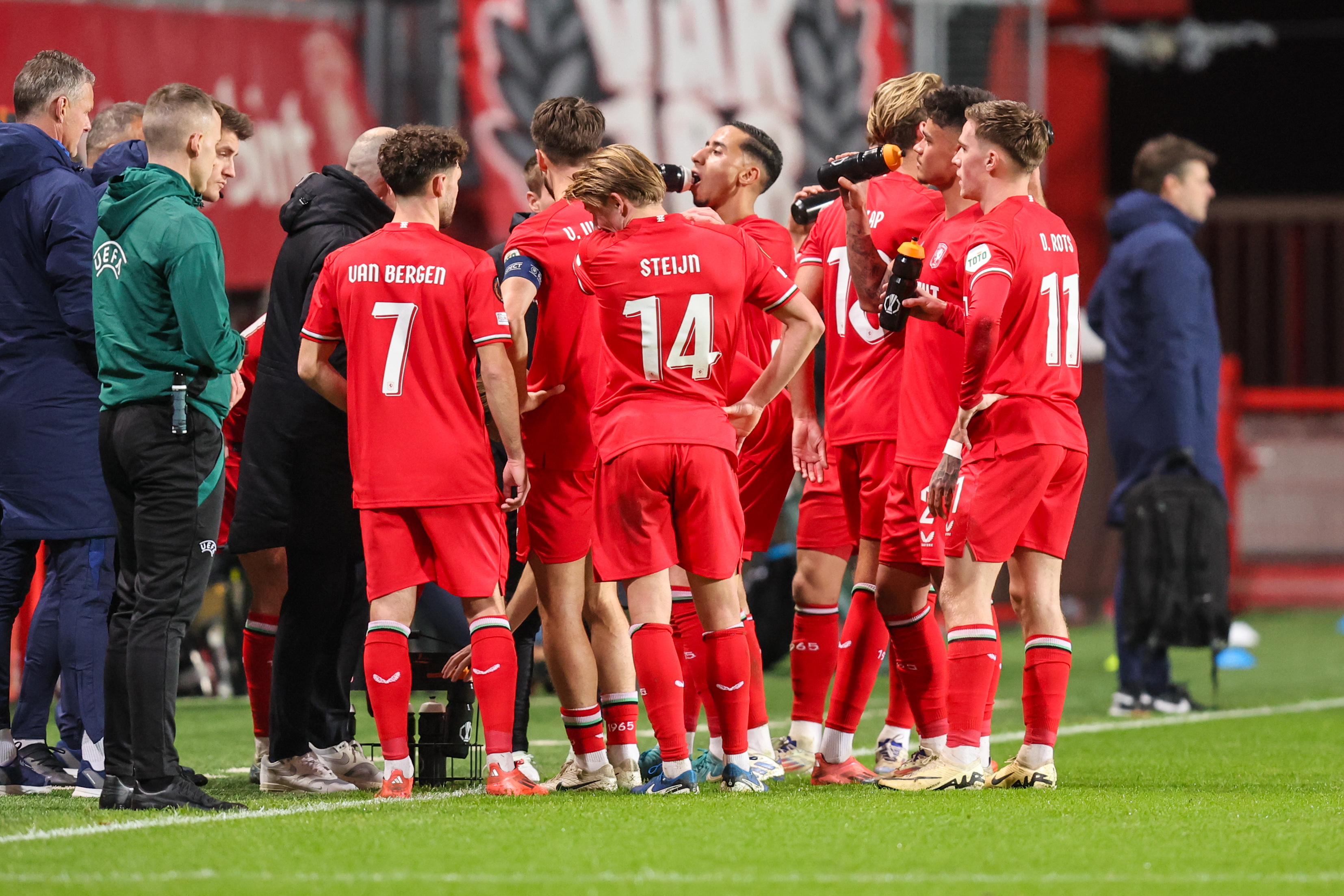 72427718 FC Twente
