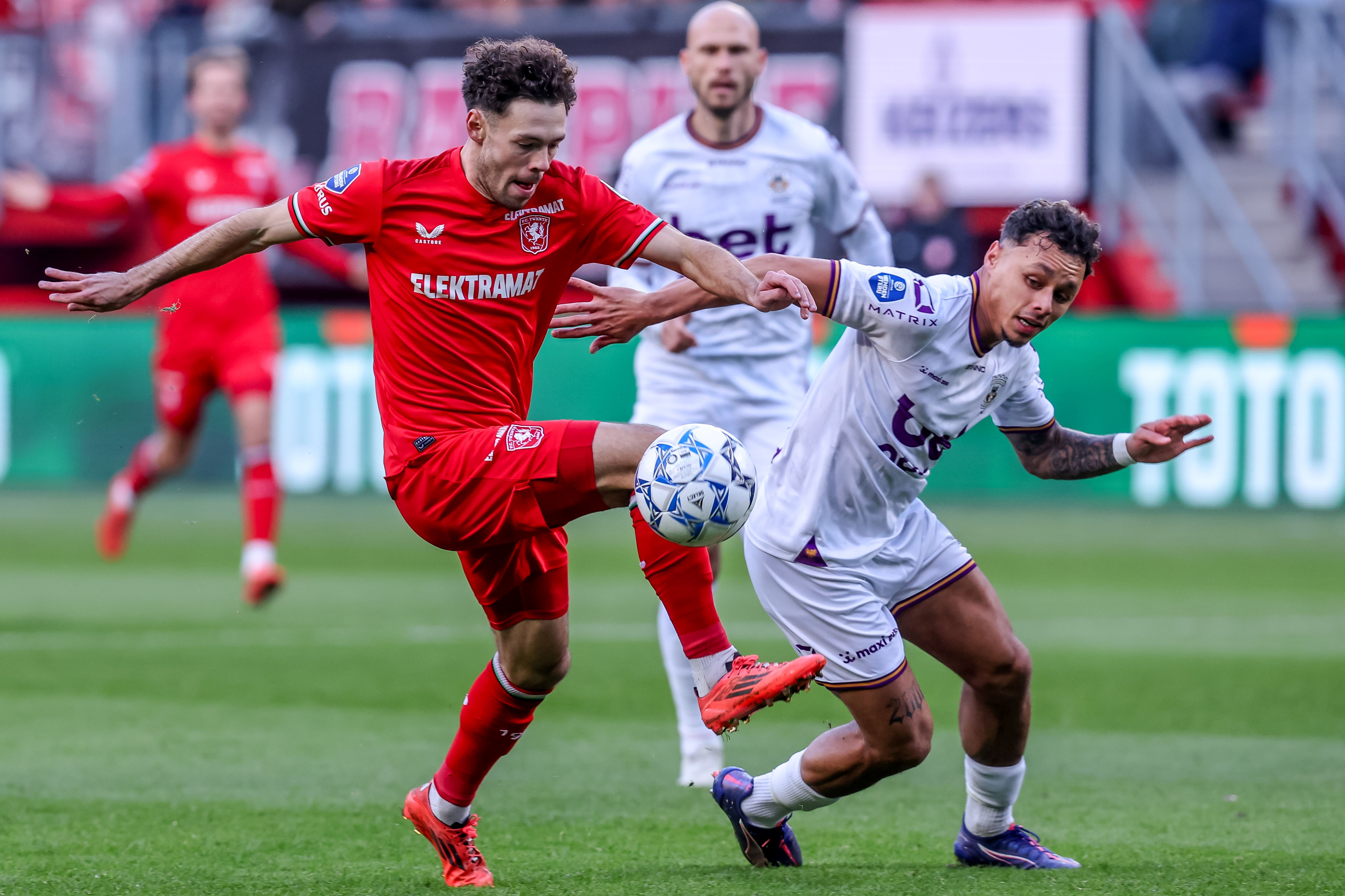 72497241 FC Twente