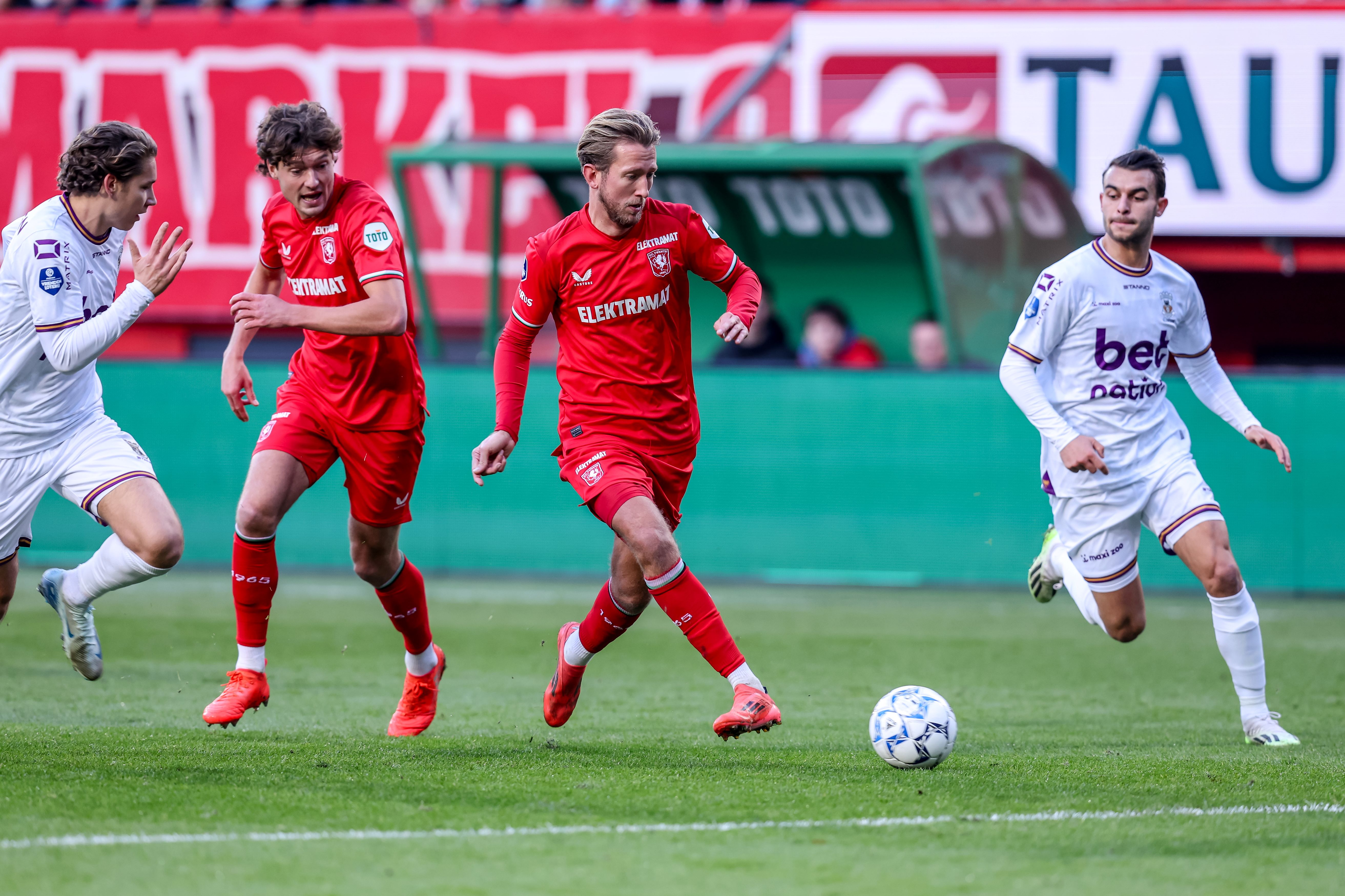 72497674 FC Twente