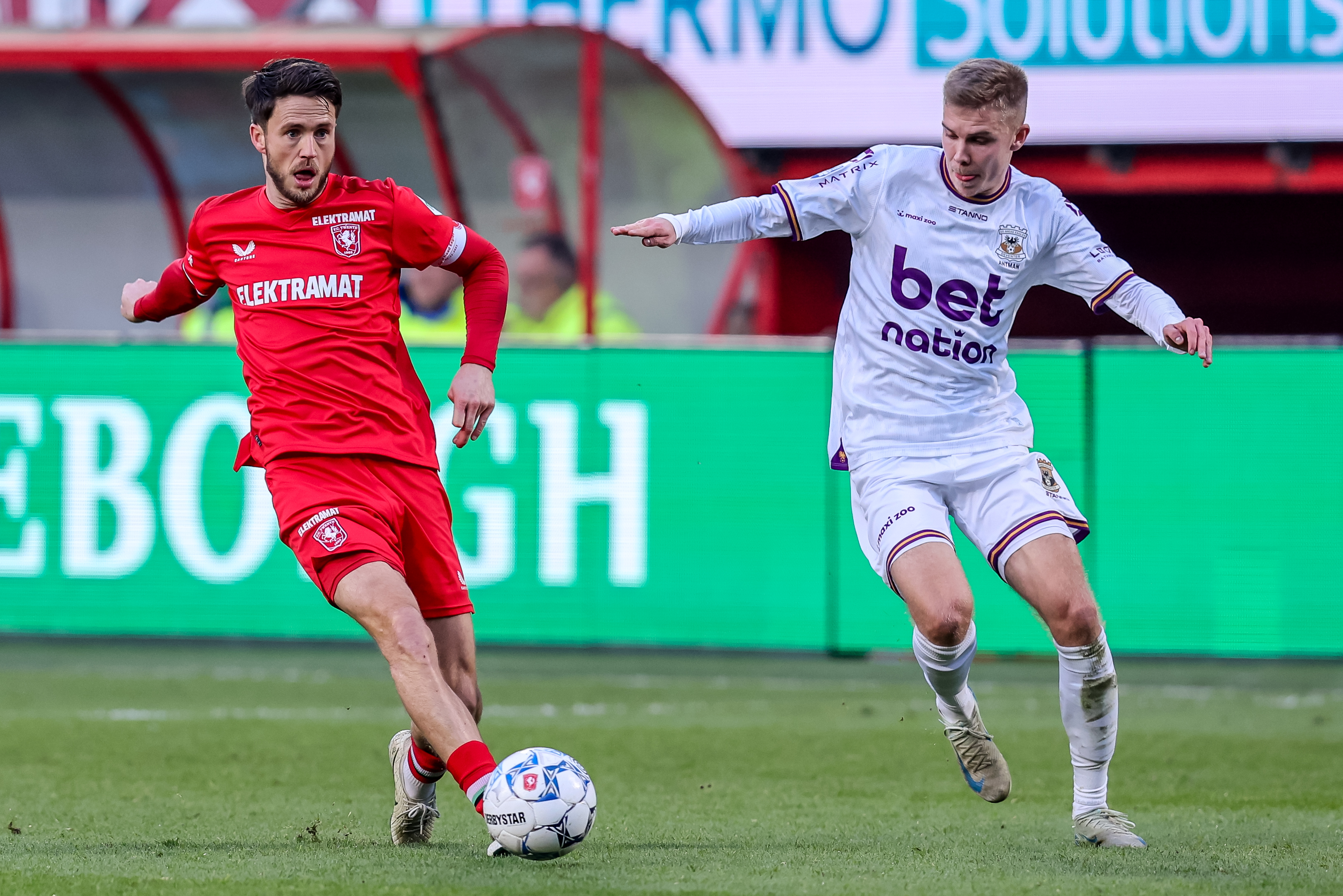 72498724 FC Twente