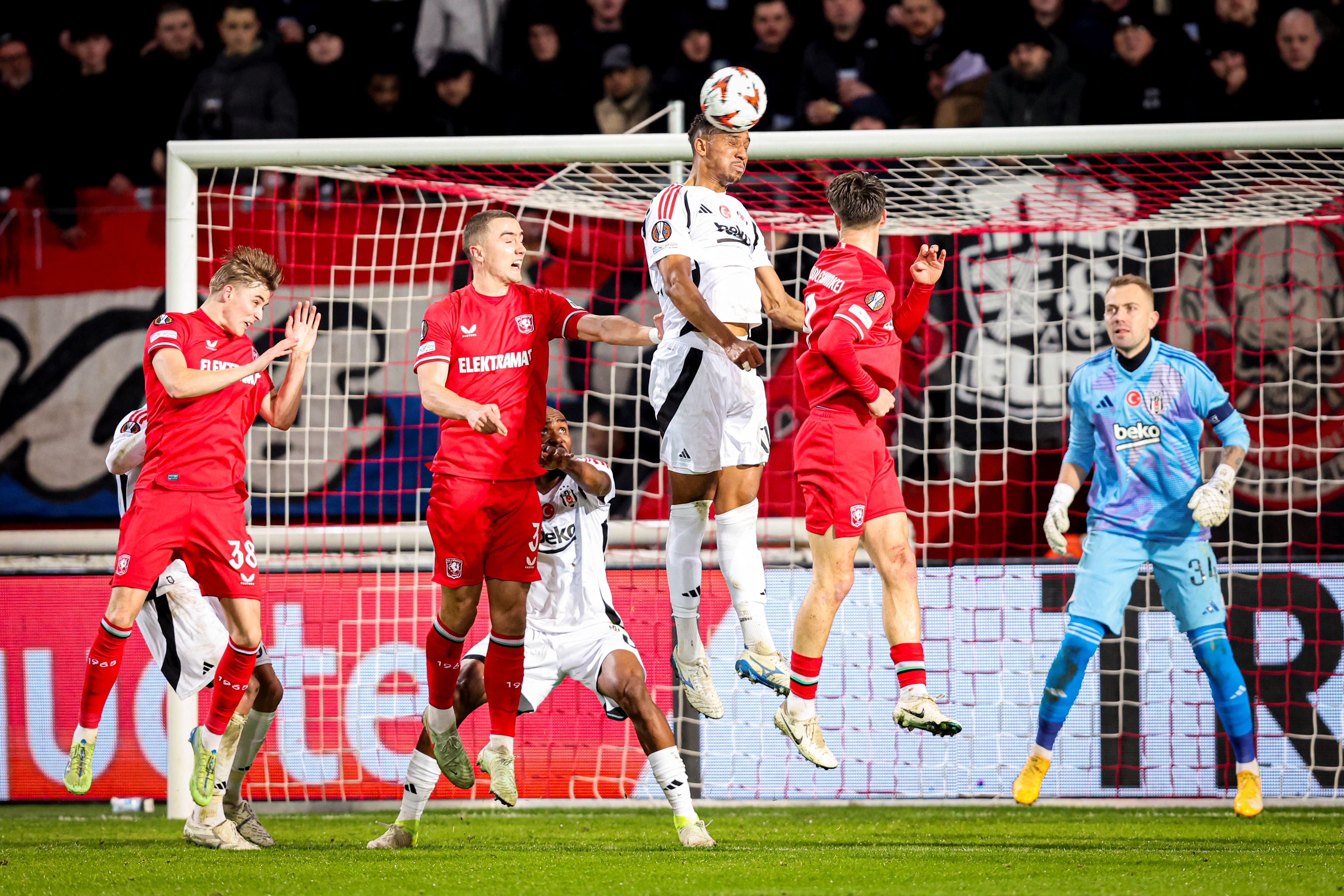 73858525 FC Twente