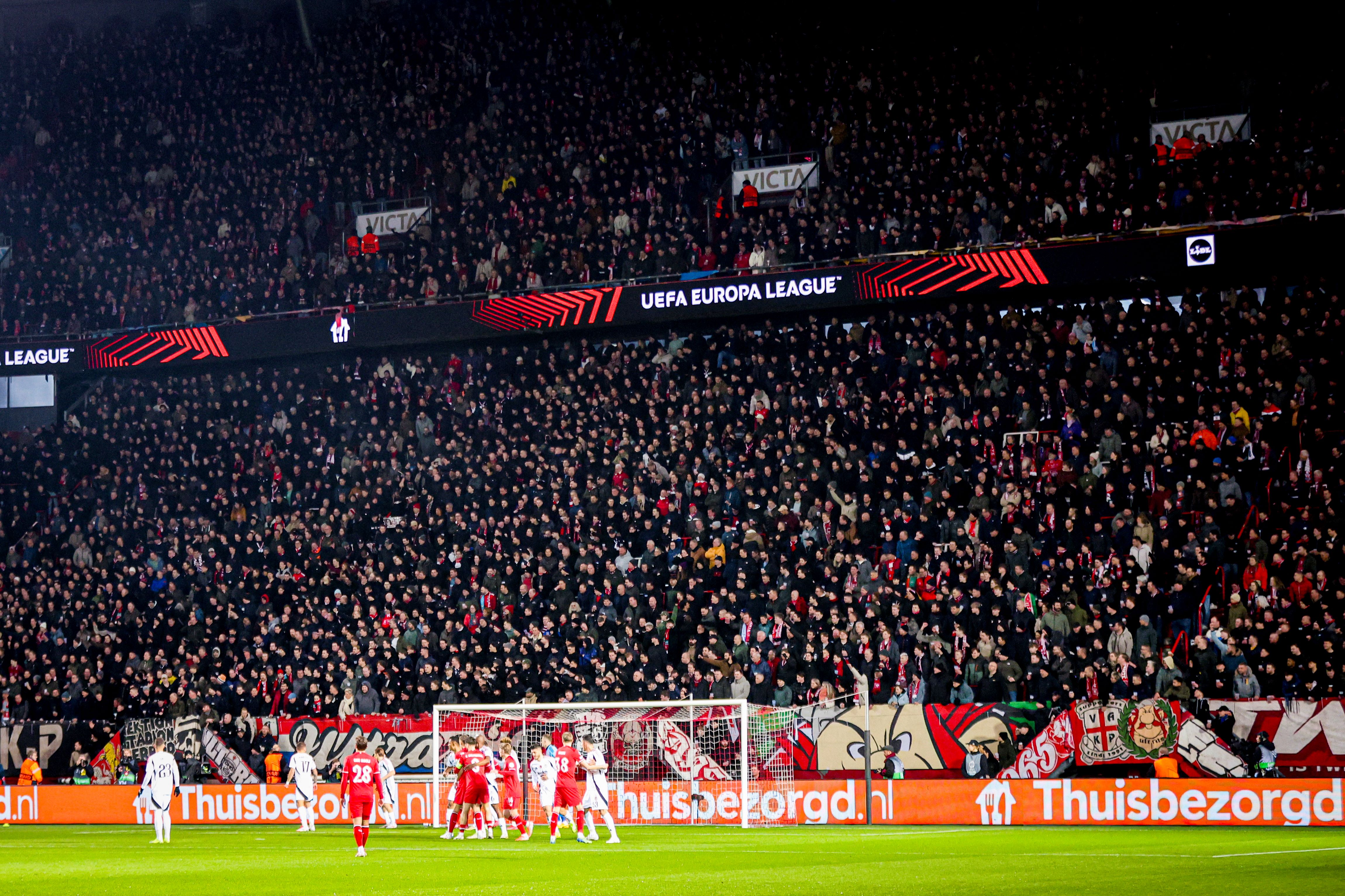 73859860 FC Twente