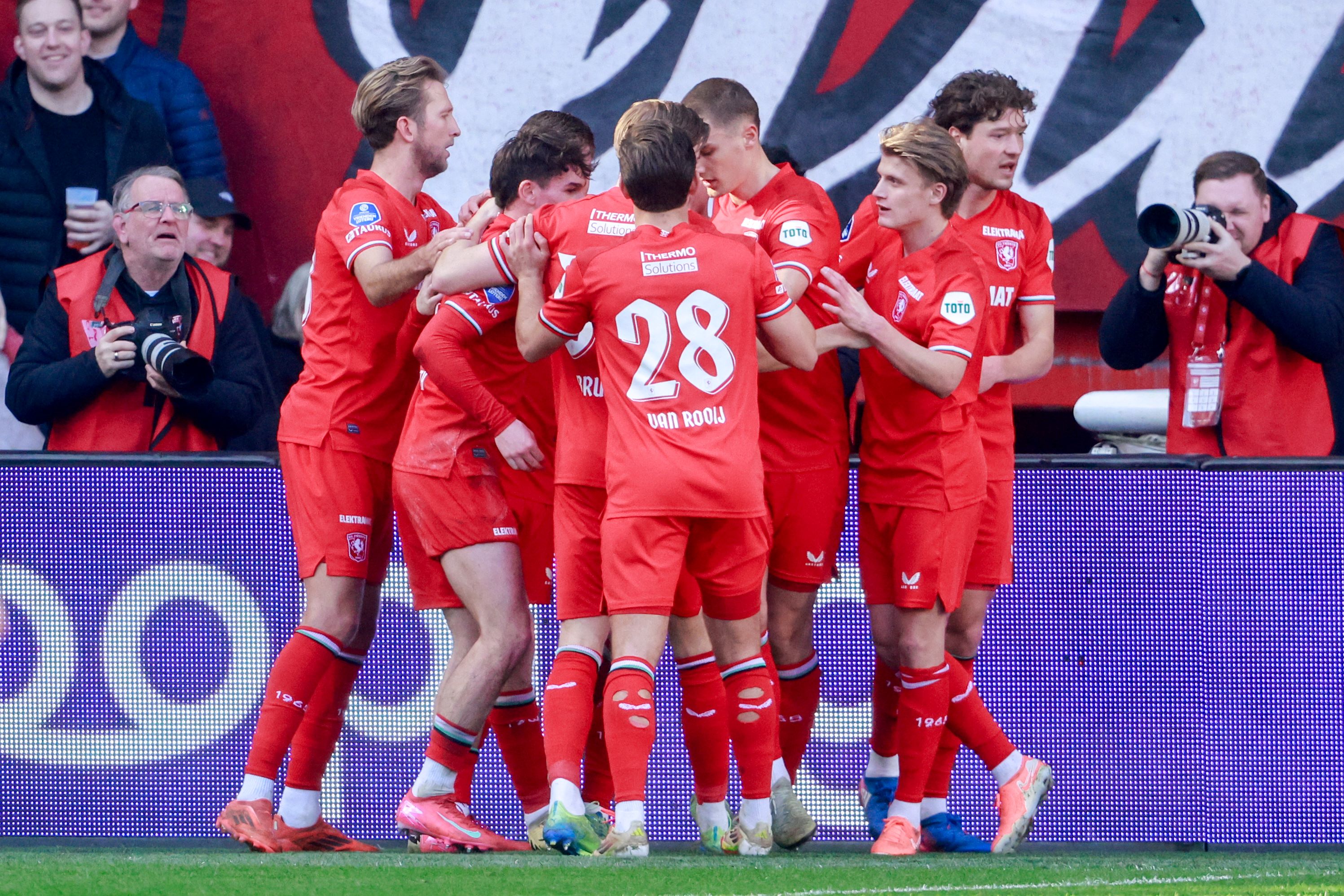 74597701 FC Twente