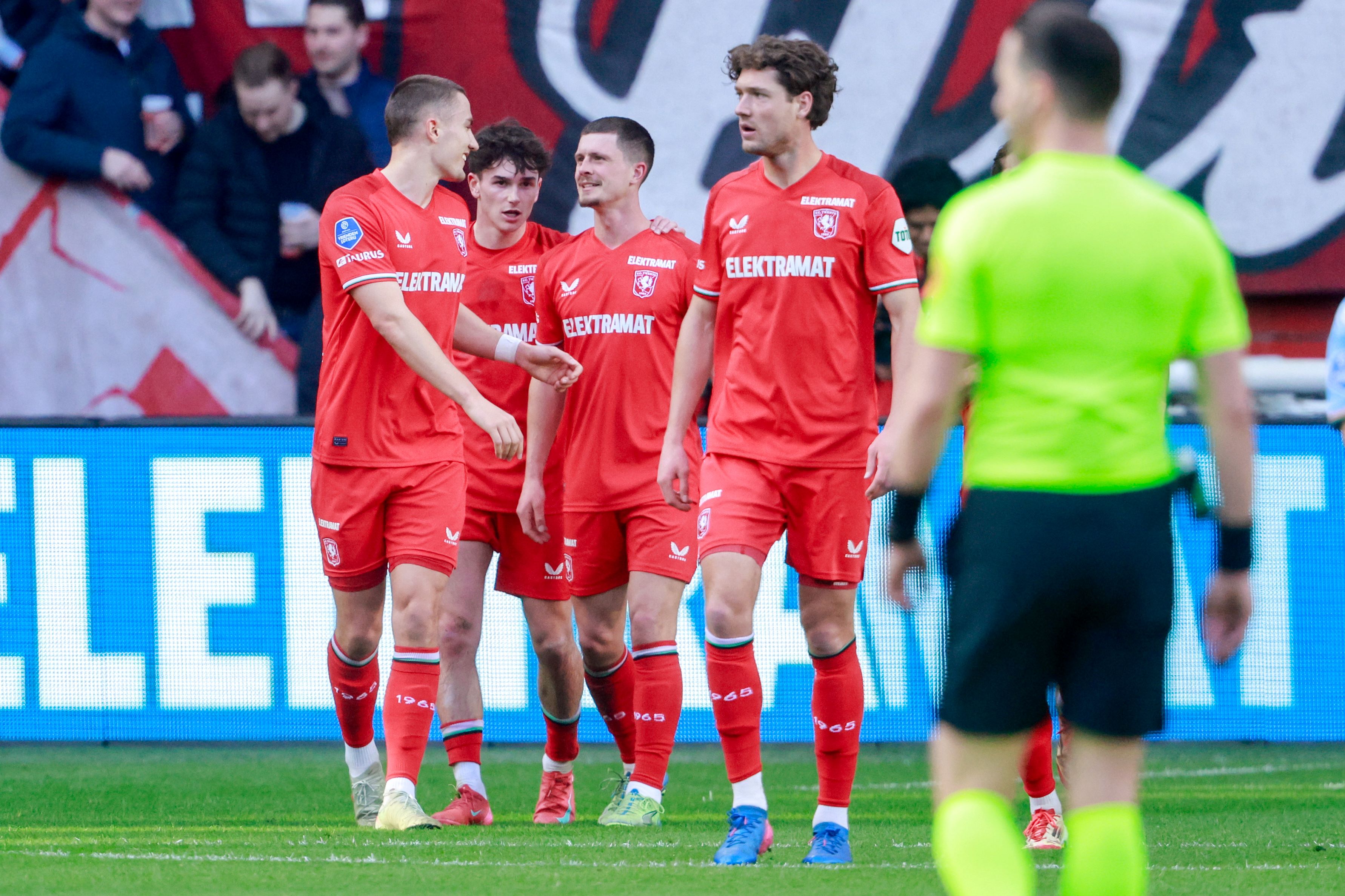 74597702 FC Twente