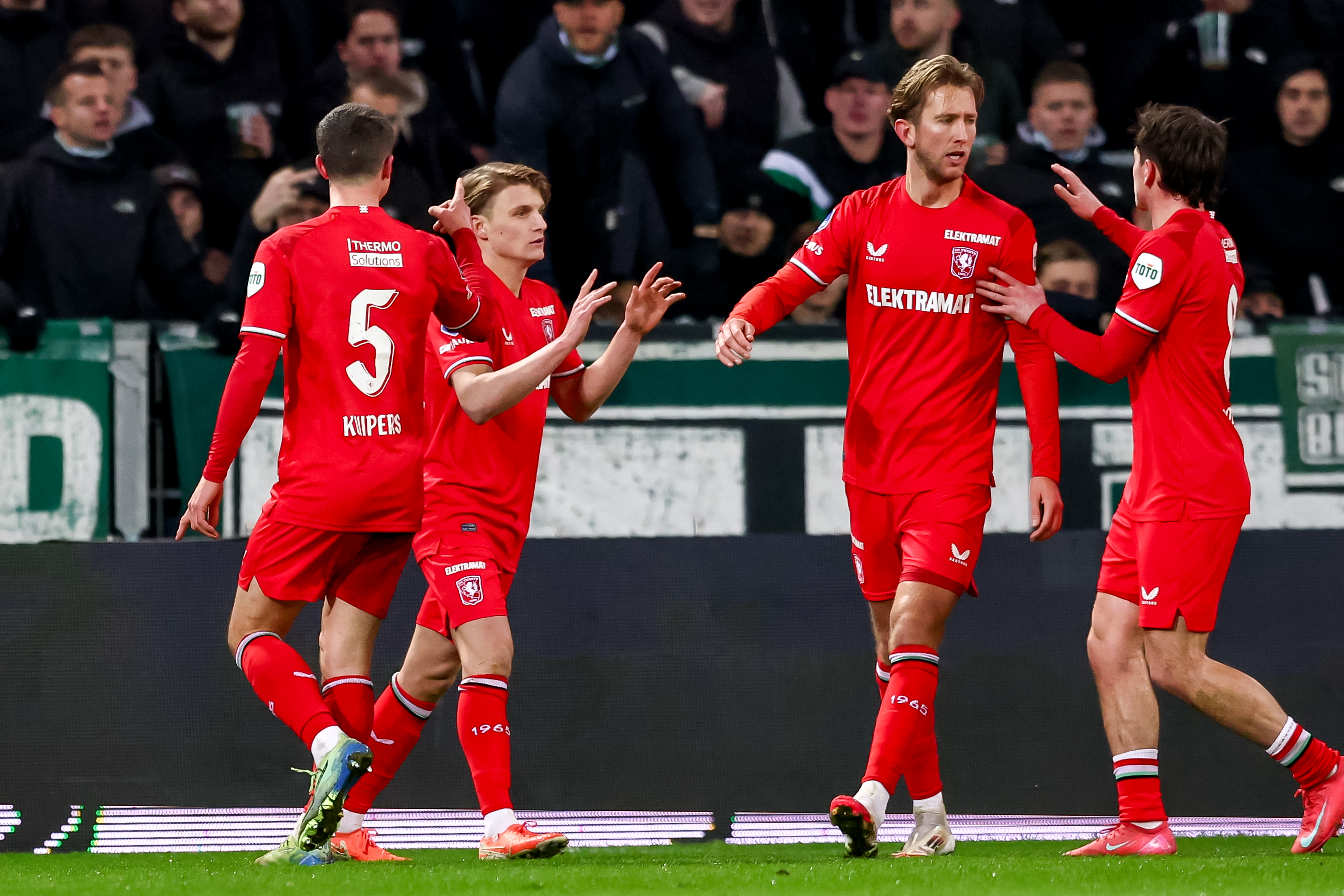 74802818 FC Twente