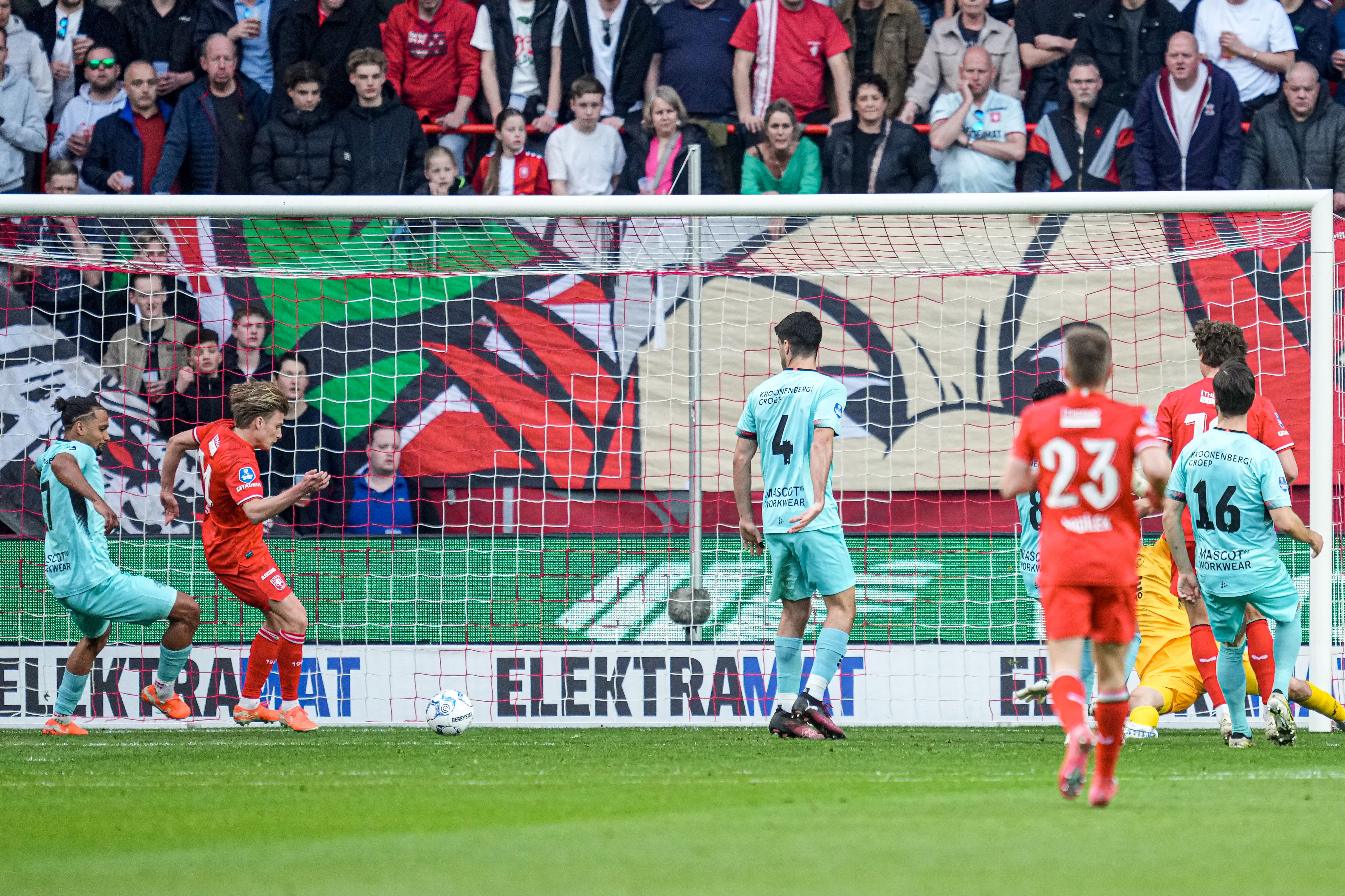 75072465 FC Twente