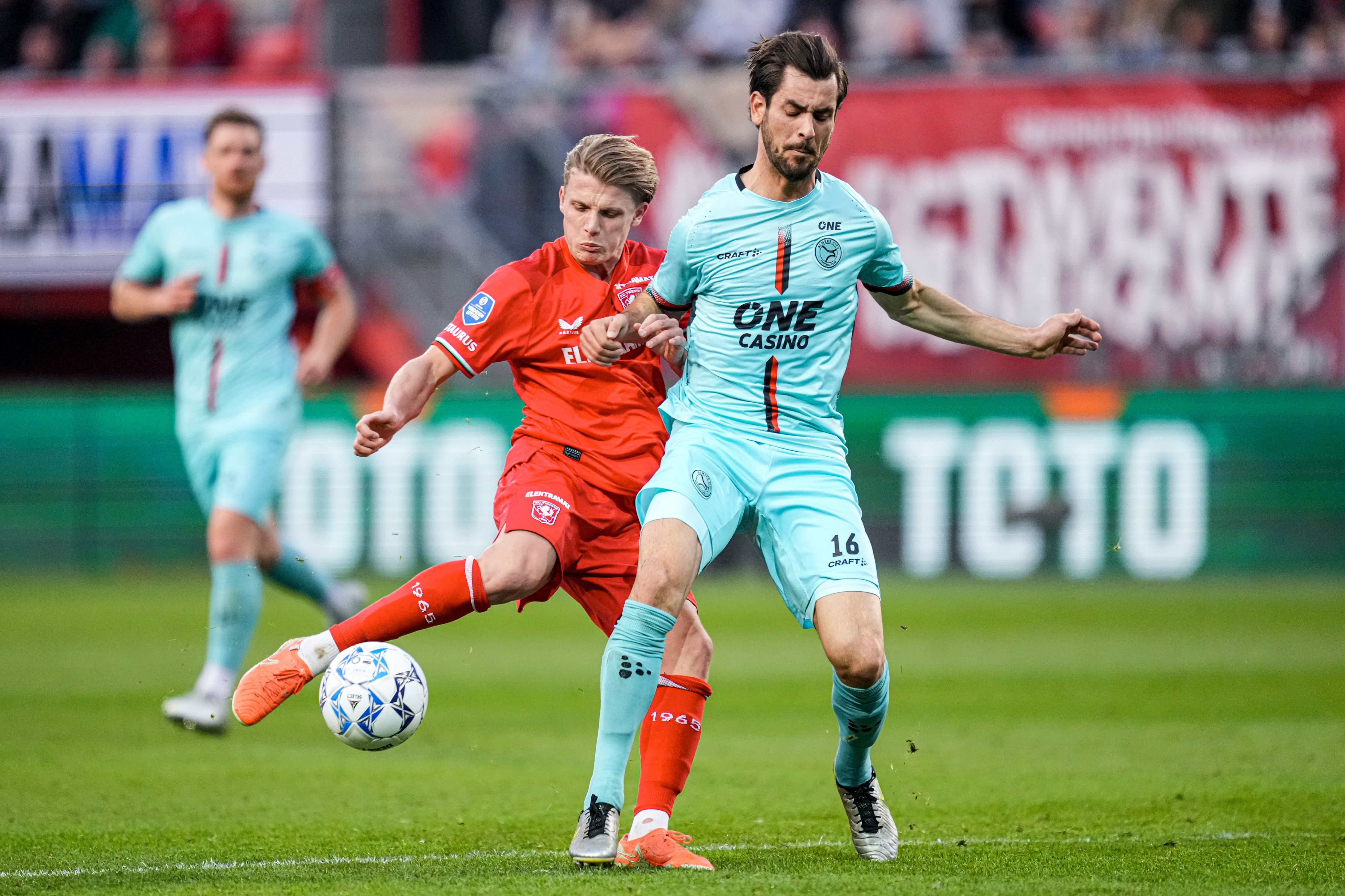 75074169 FC Twente