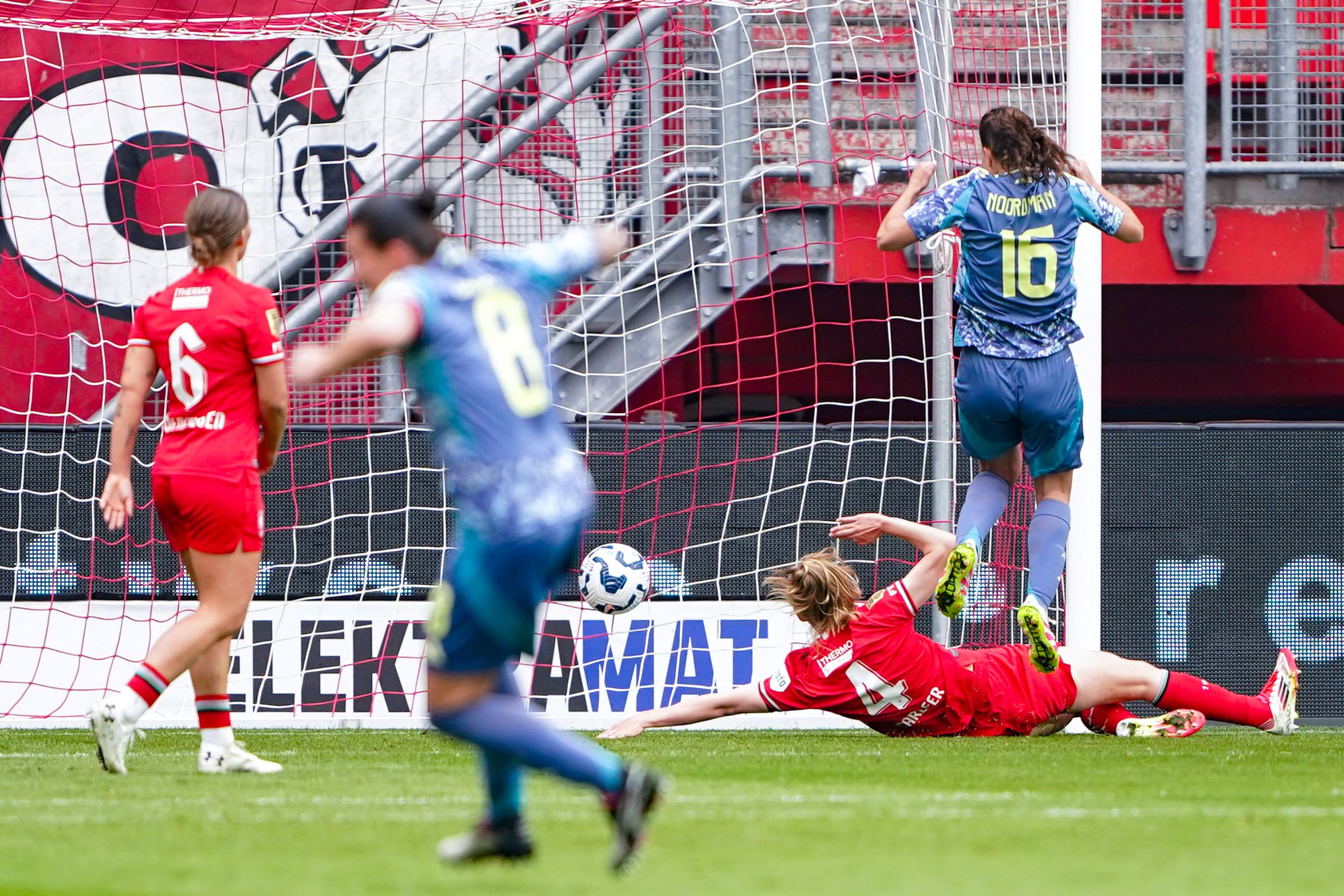 76311227 FC Twente