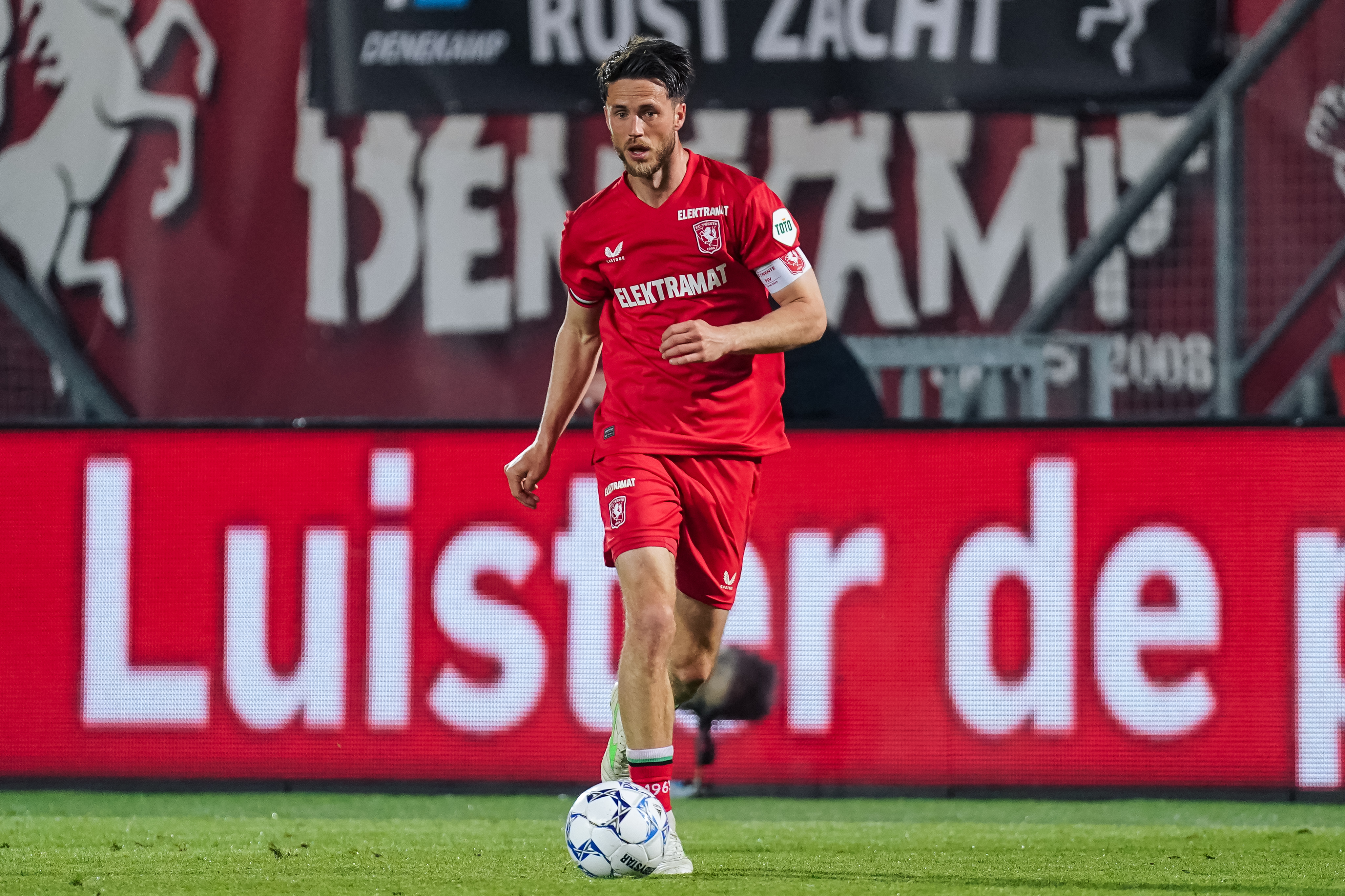 76386205 FC Twente