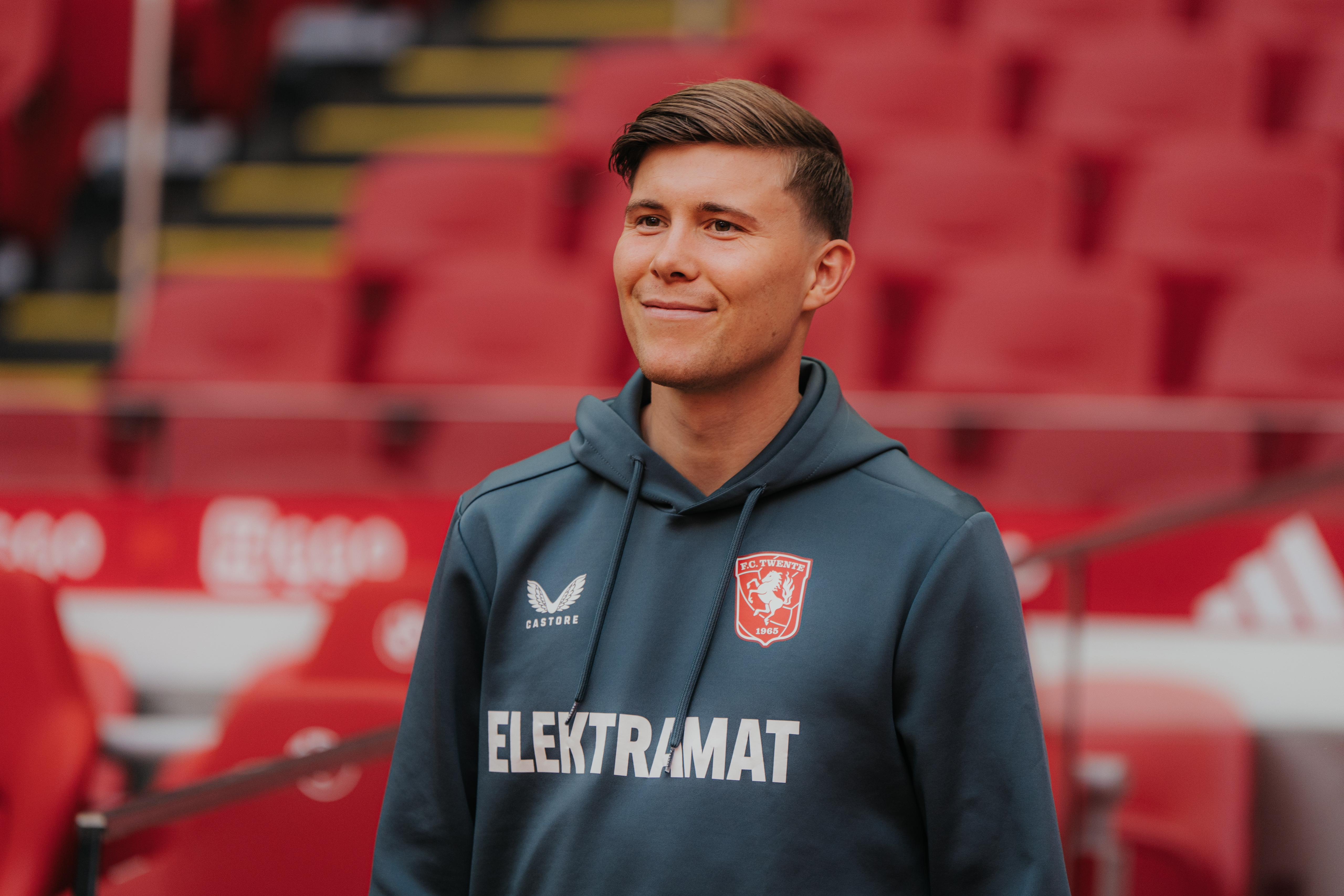 AJATWE10
