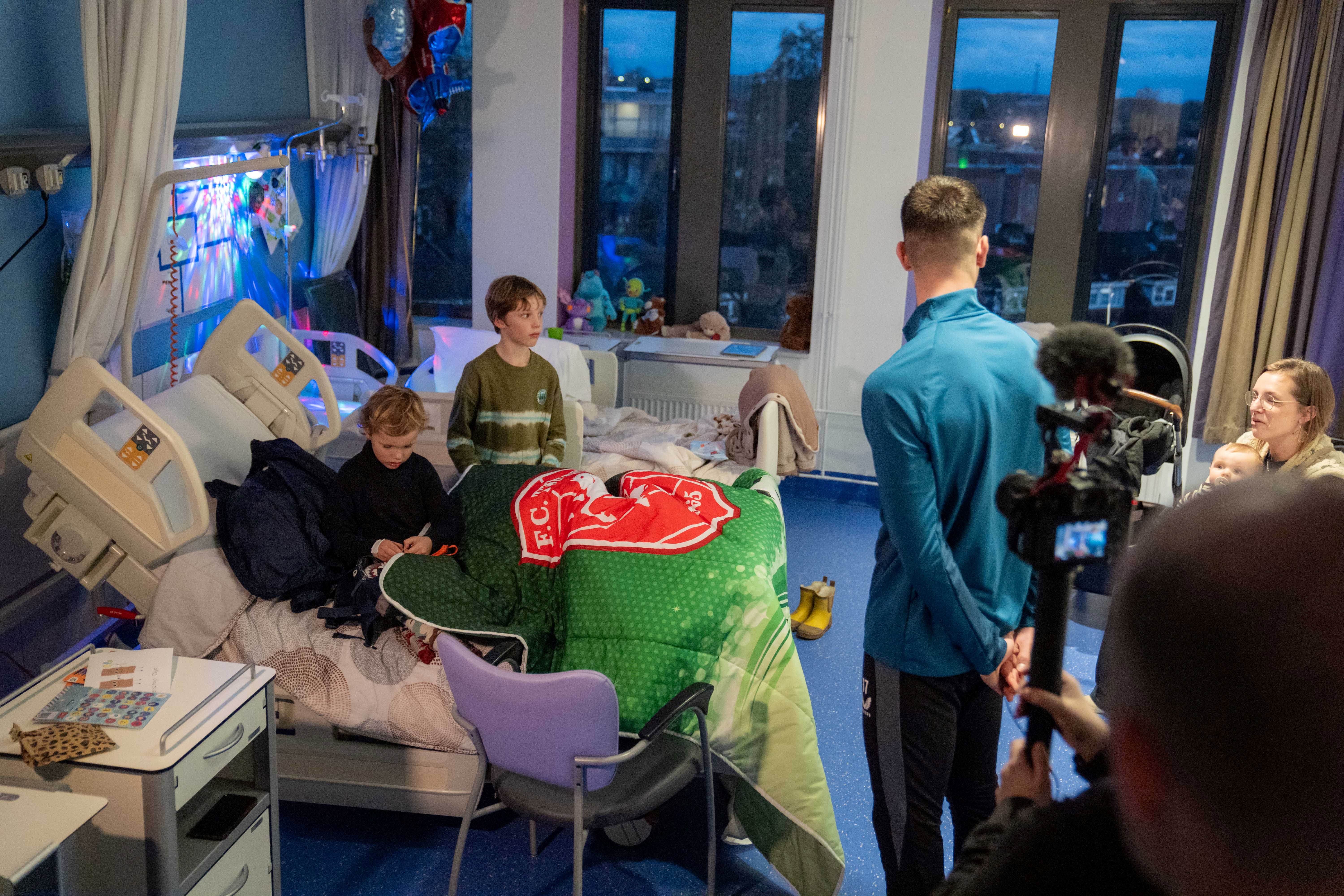 DSC08027 v2