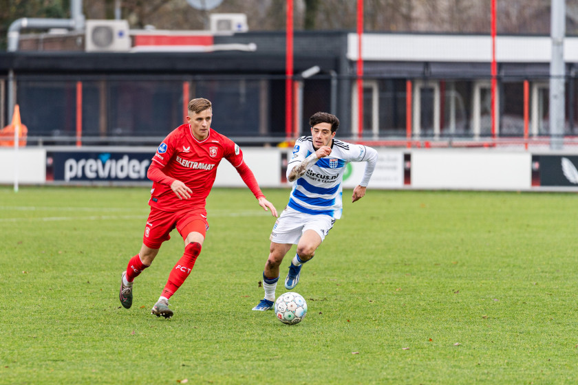 FC Twente Wint Oefenduel Van PEC Zwolle