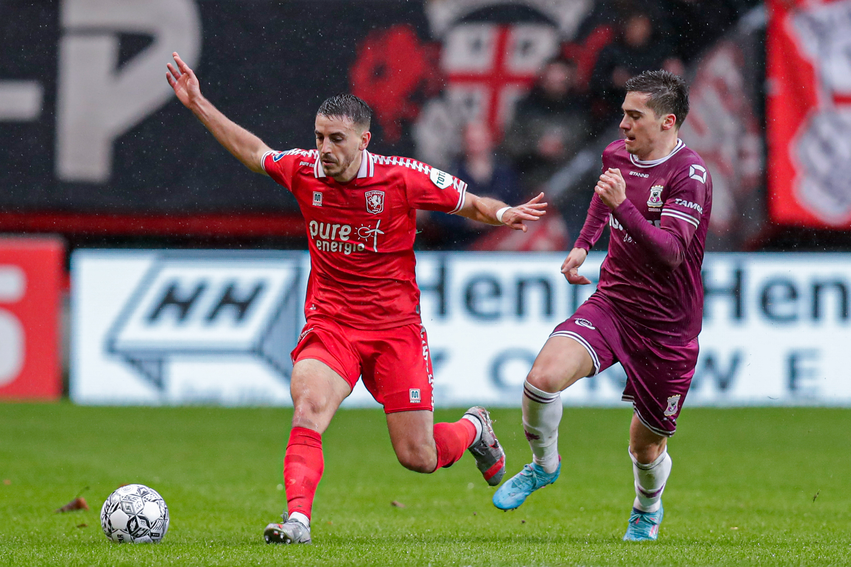 FC Twente Go Ahead Eagles 4