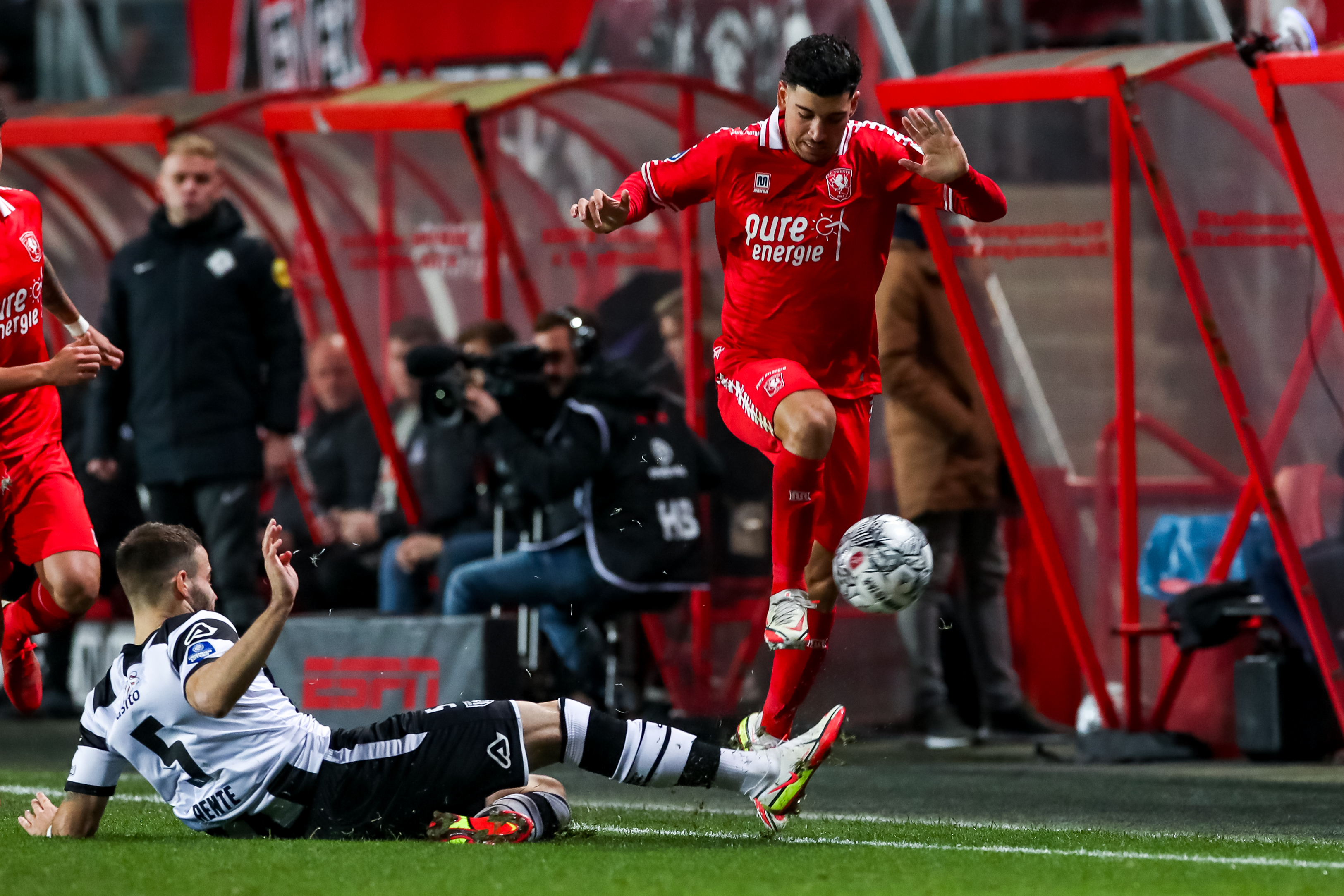 FC Twente Heracles Almelo 6