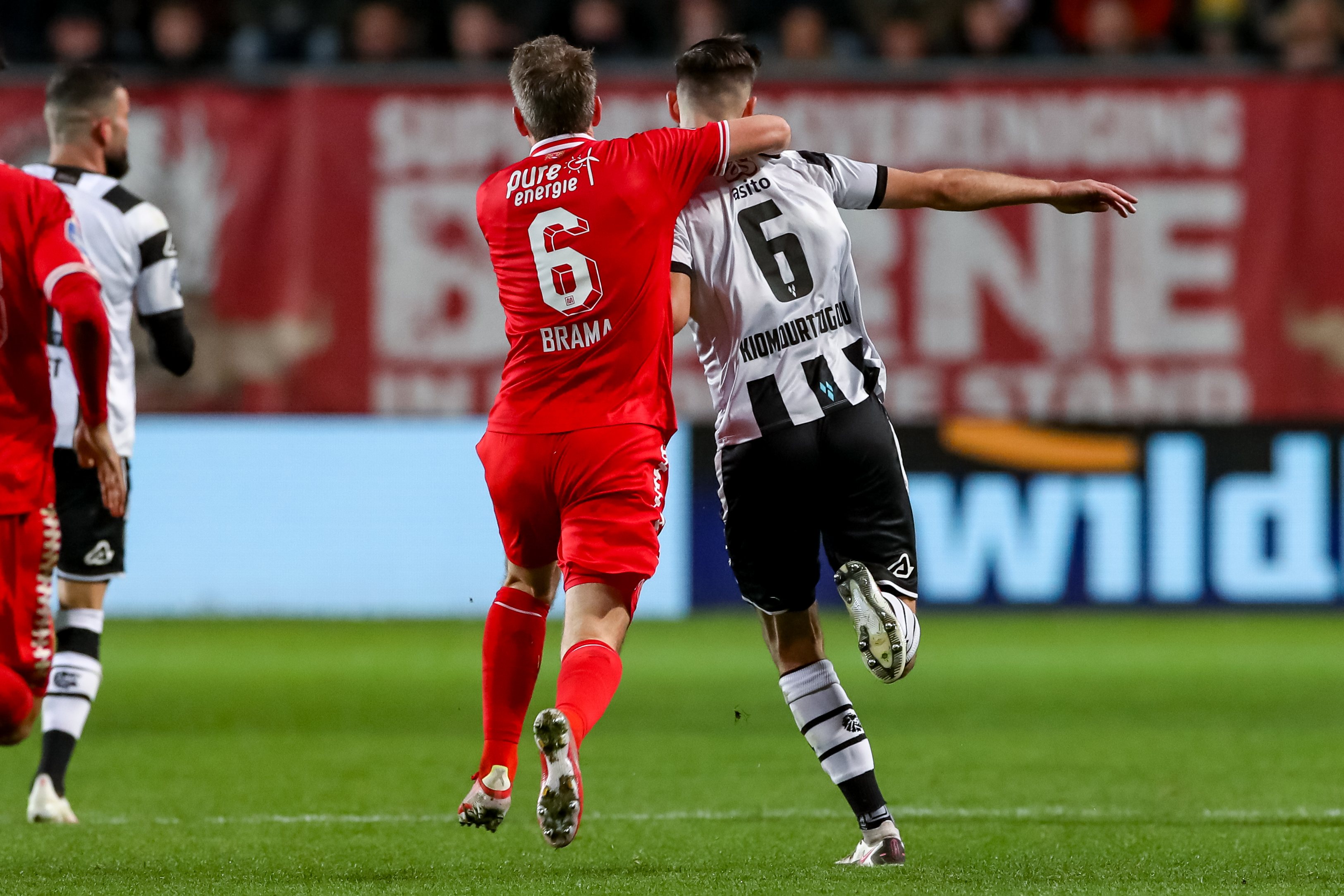 FC Twente Heracles Almelo 9