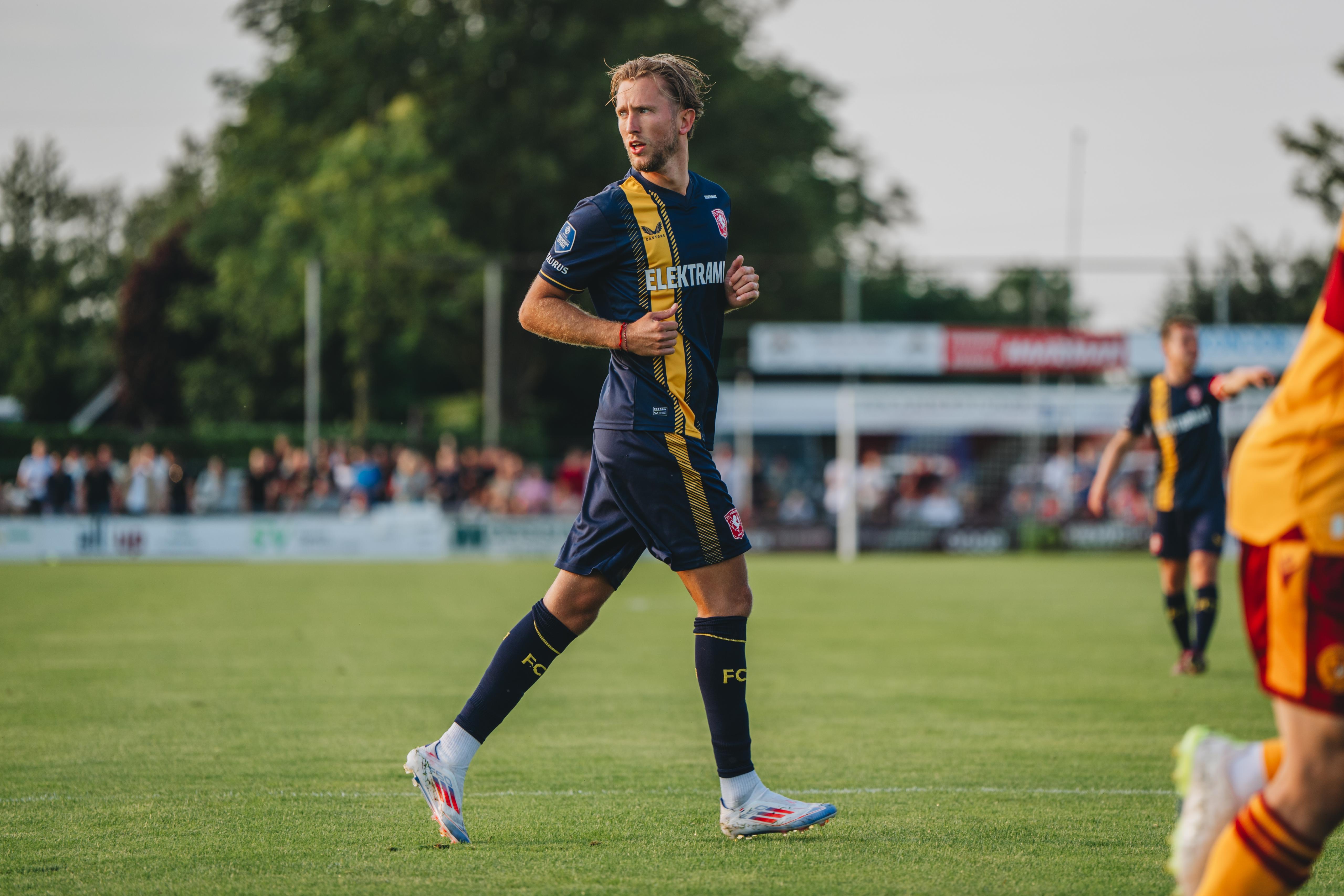 FC Twente Motherwell 1