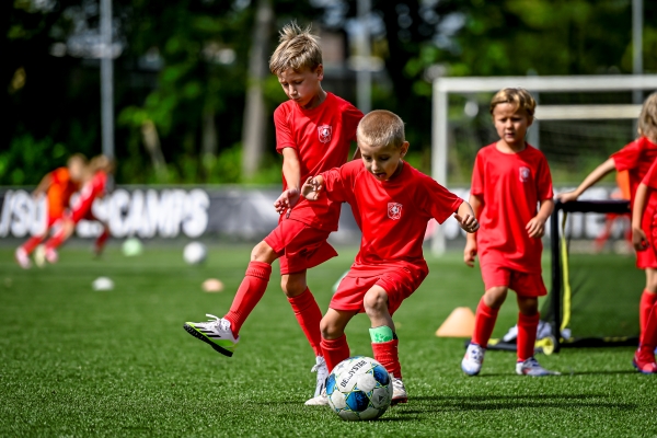 FCTWENTE SOCCERSCHOOLS 3