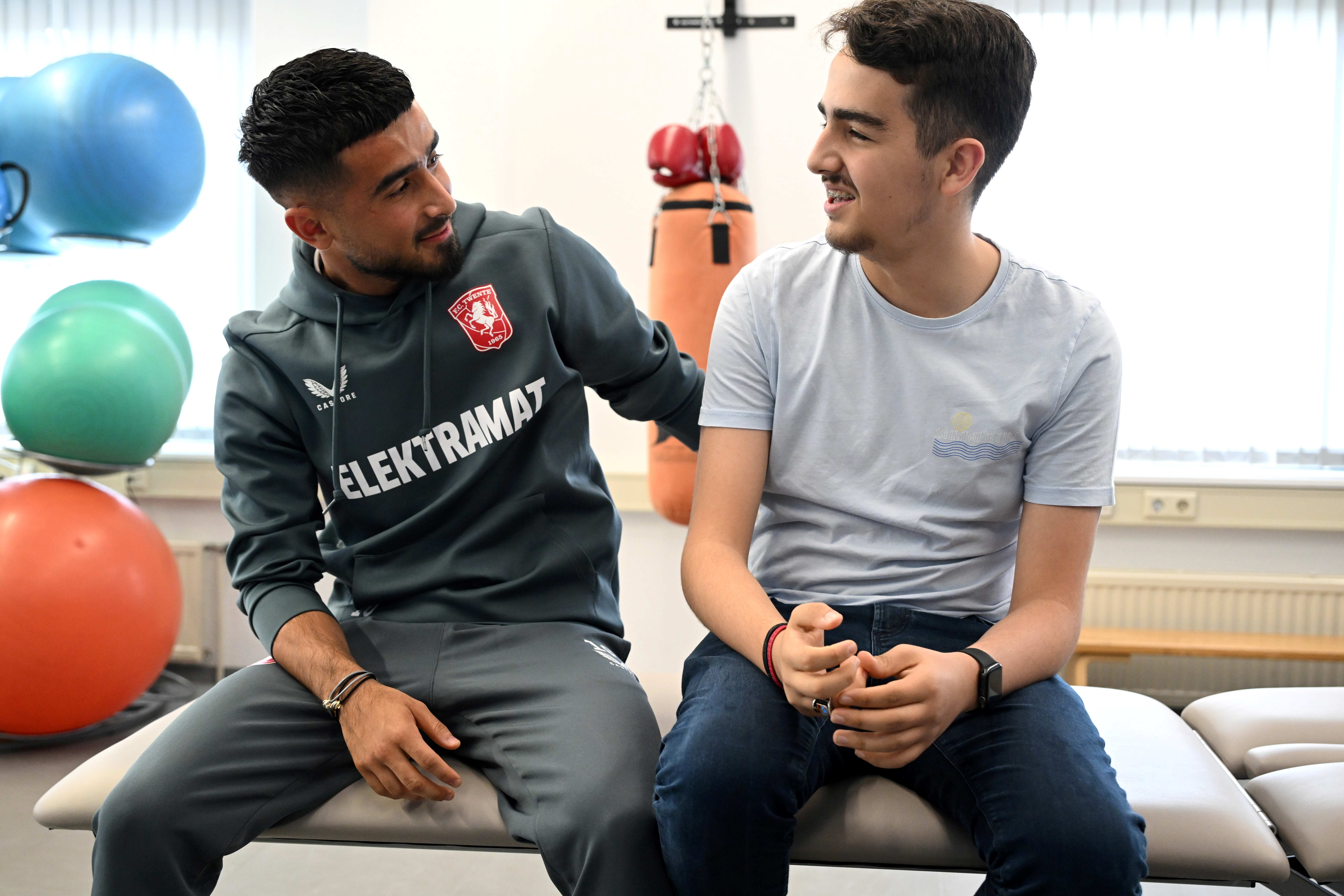 eb231002 FcTwente Unuvar Mert091